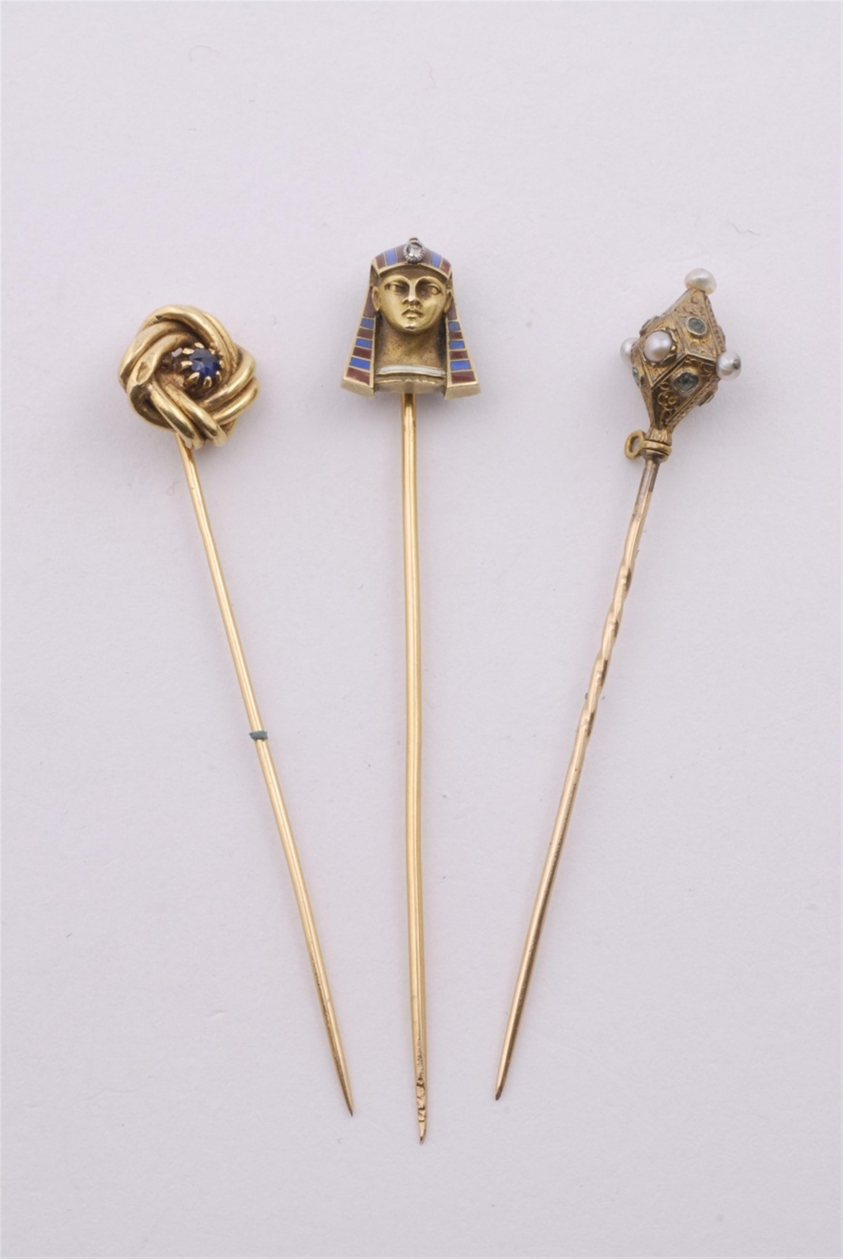 Three French 18- and 14k gold tie pins. - image-2