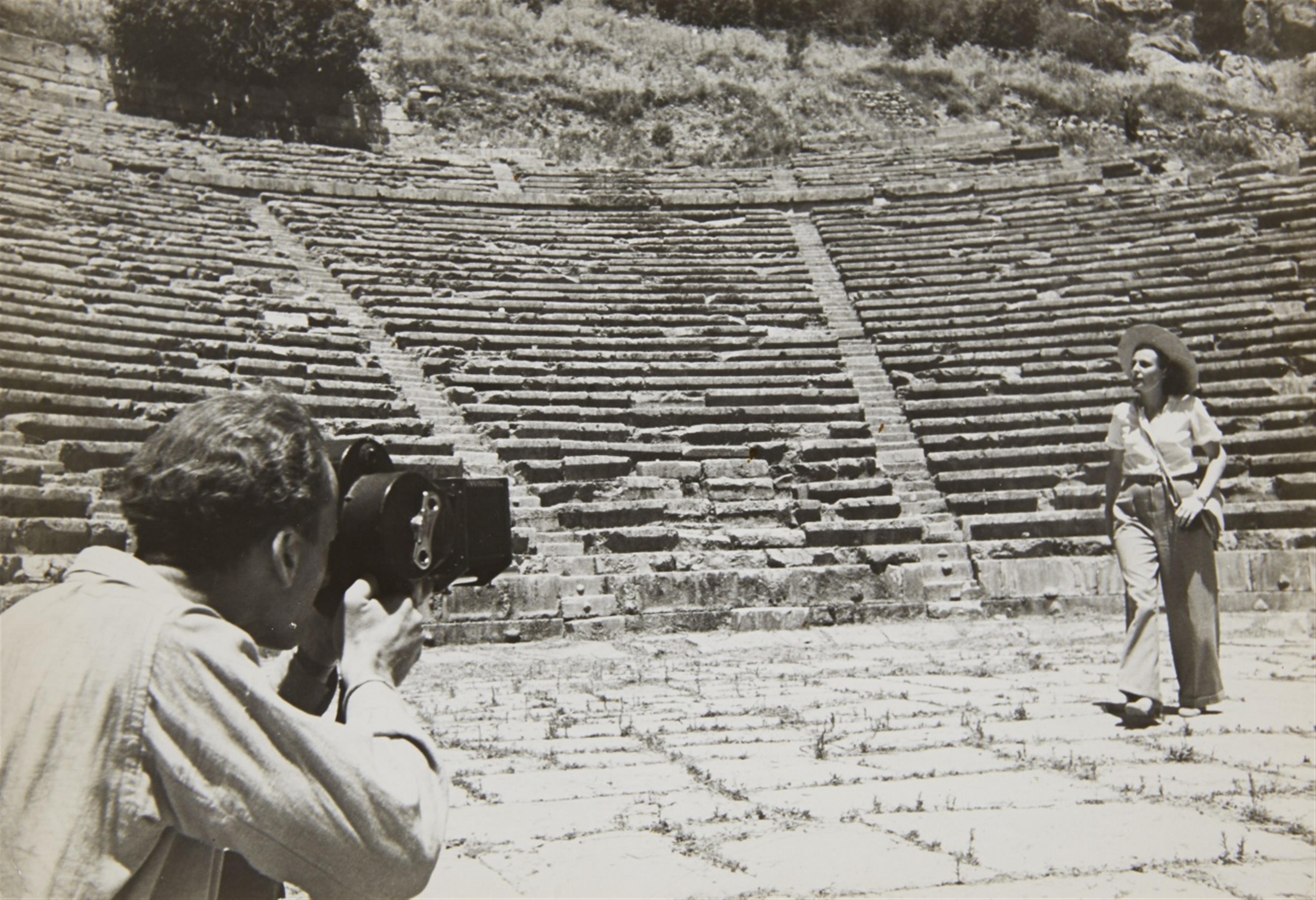 Diverse Photographen - Leni Riefenstahl beim Dreh des "Olympia"-Films - image-2