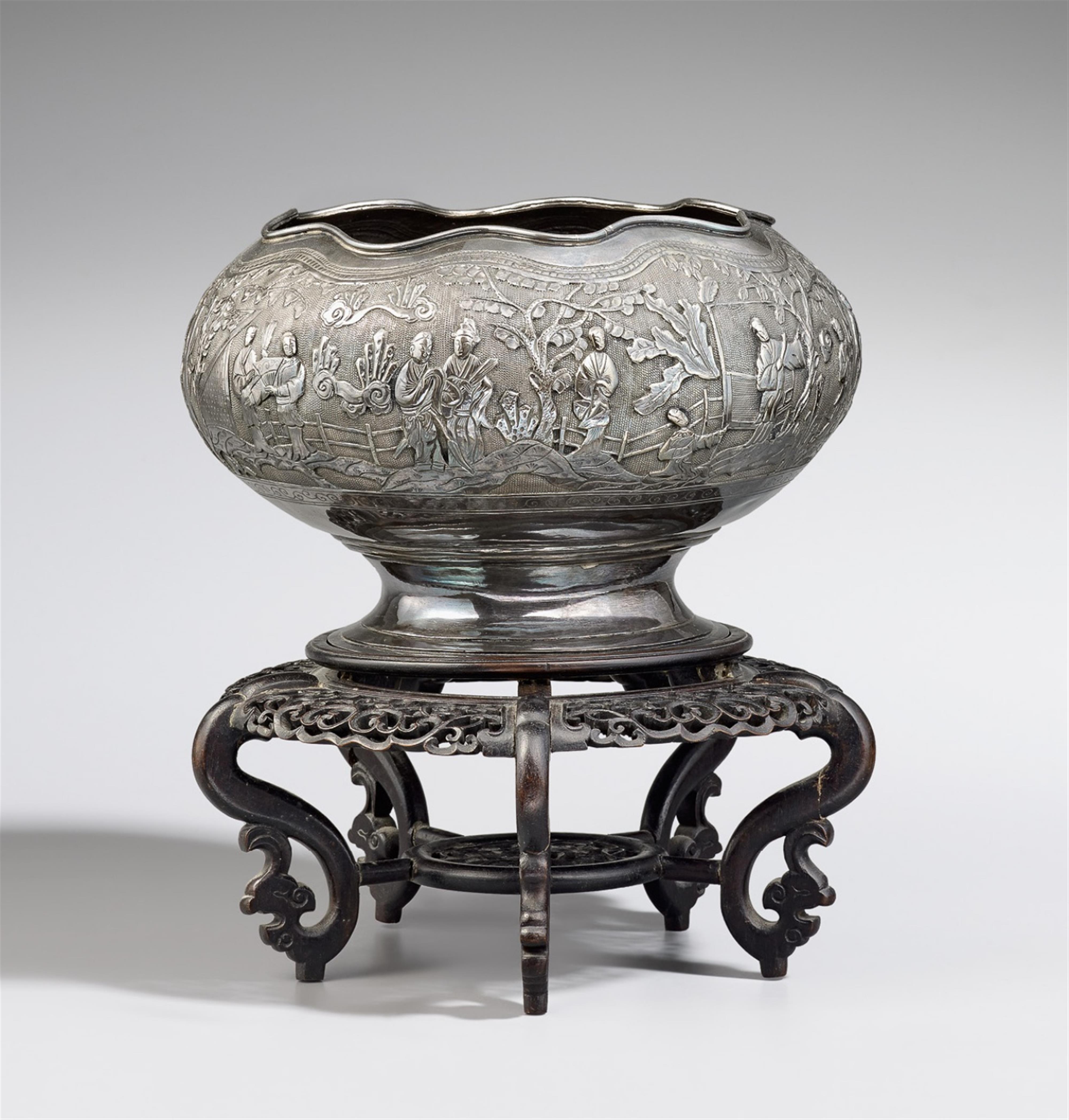 A silver bowl. Second half 19th century - image-1