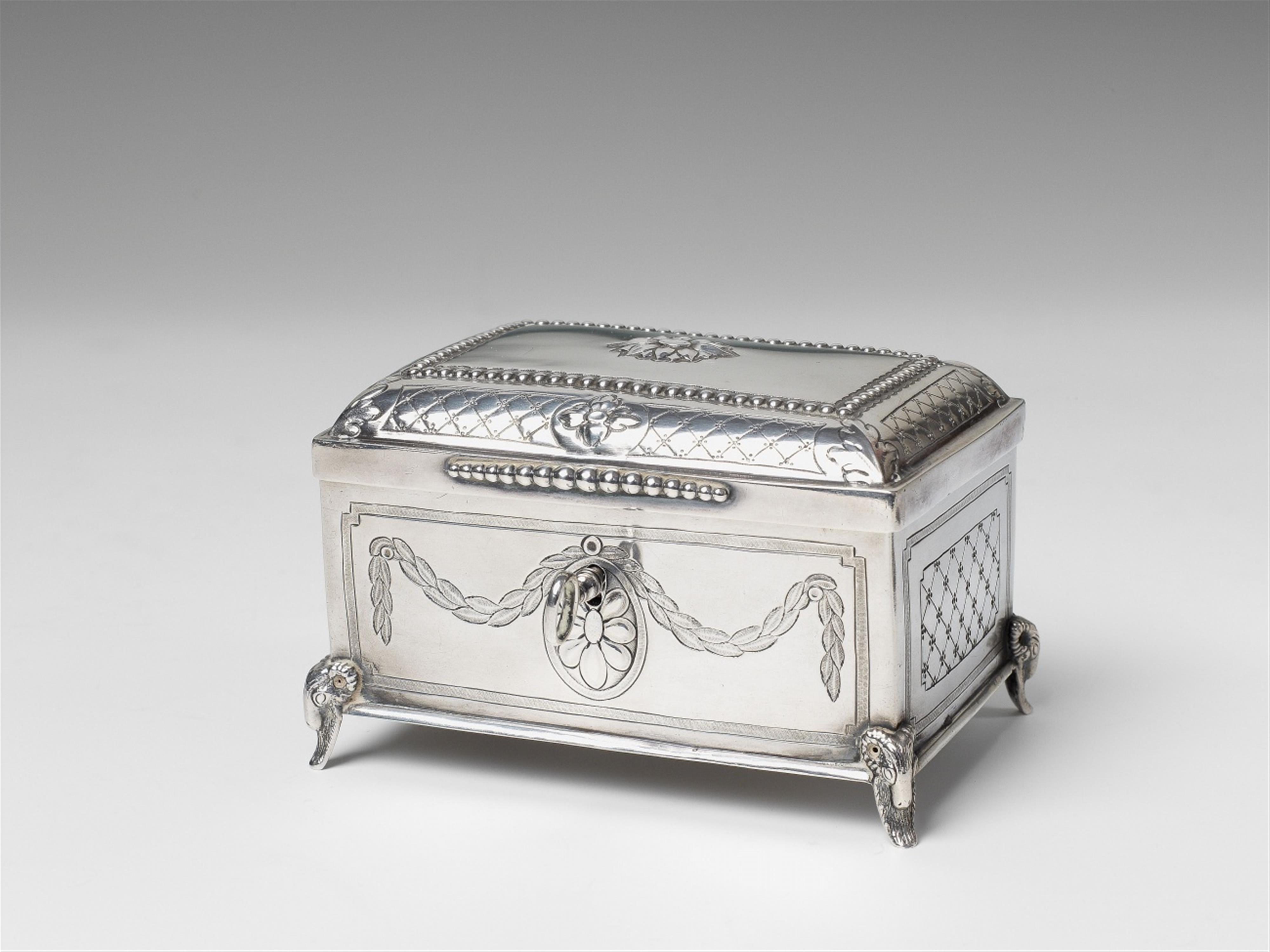 A Berlin silver sugar box. Marks of Friedrich Jacob Stoltz(e), ca. 1780. - image-1