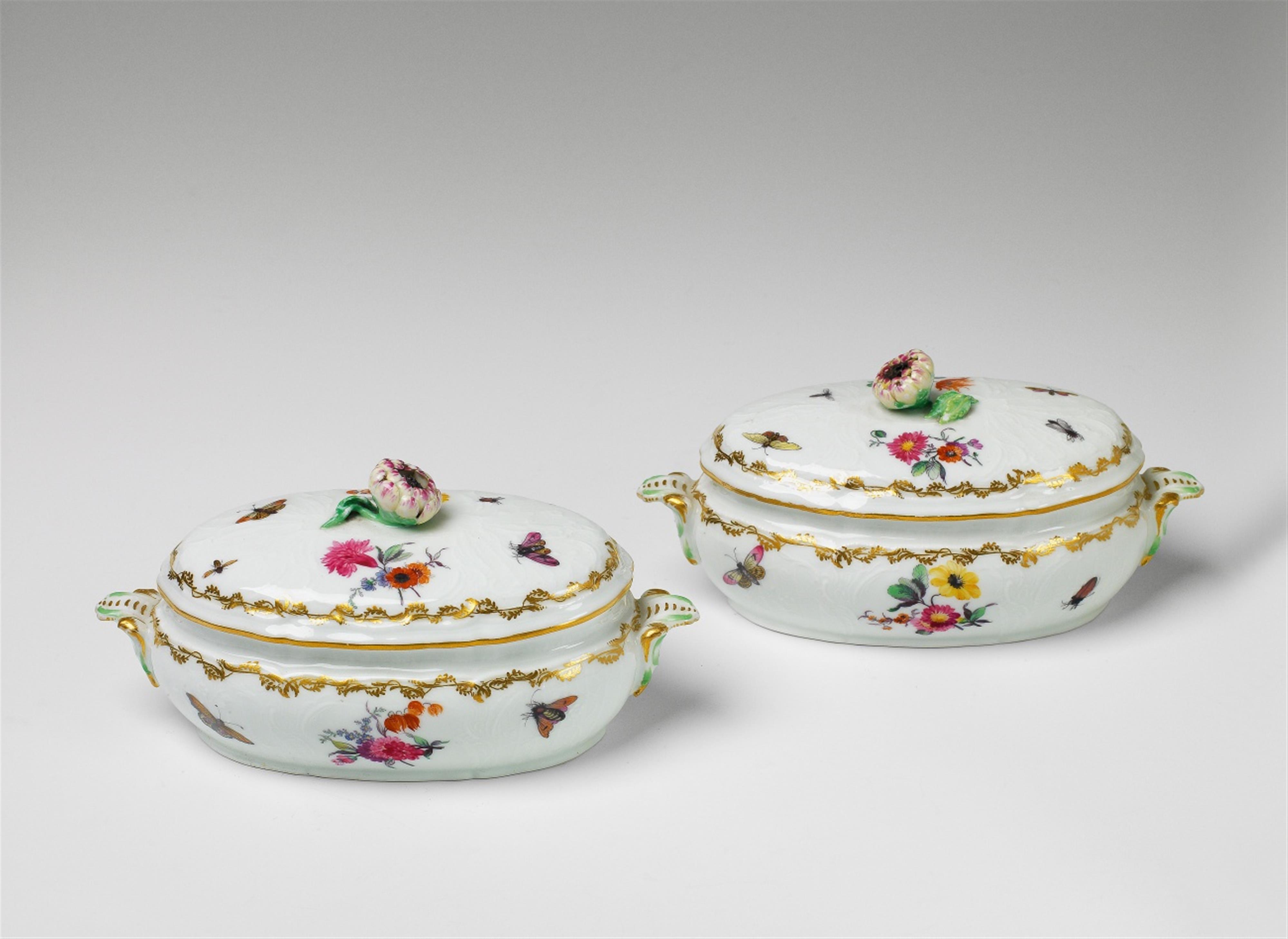 A pair of small Berlin KPM porcelain tureens - image-1