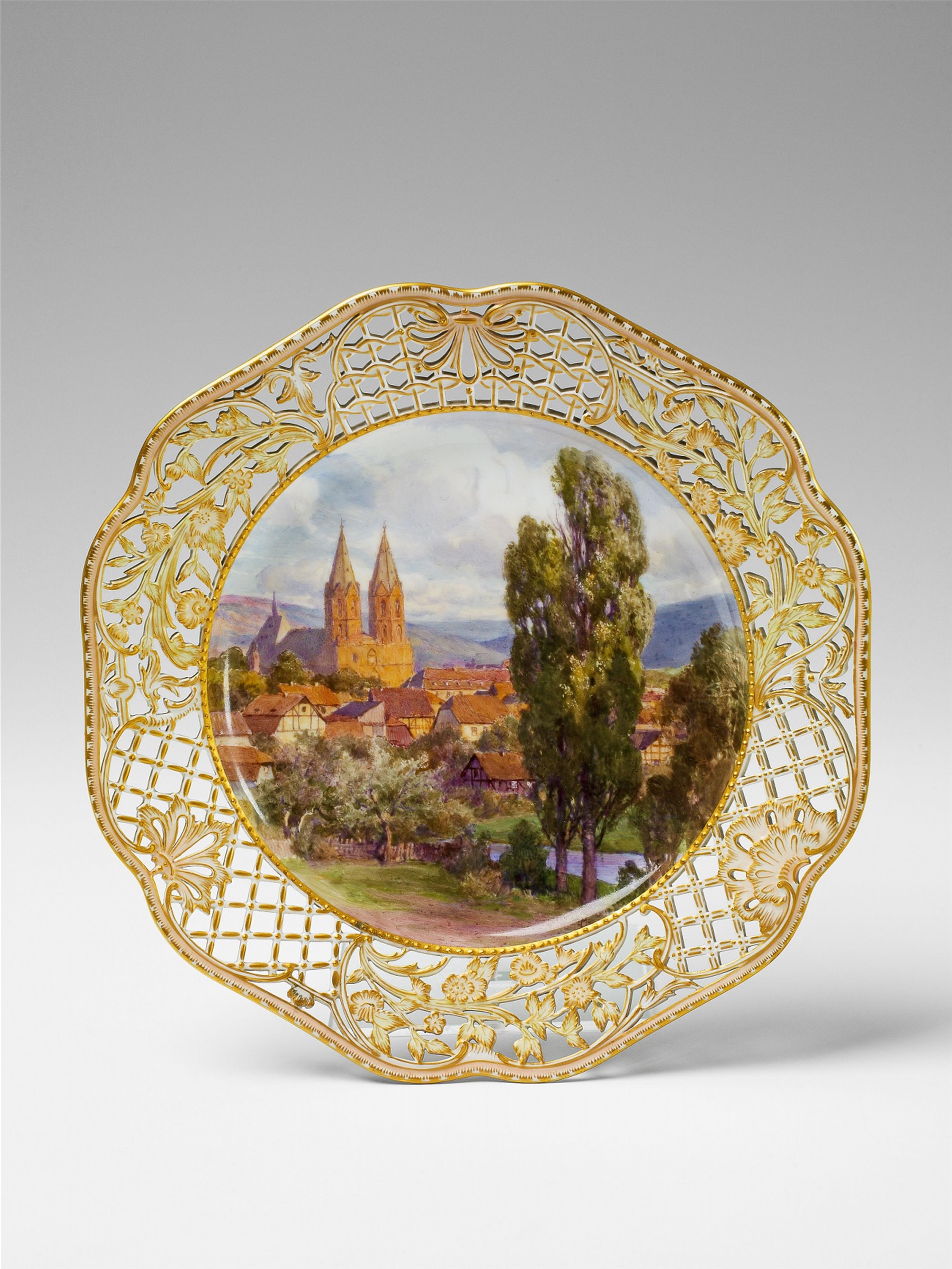 A Berlin KPM porcelain plate with a view of Heiligenstadt - image-1