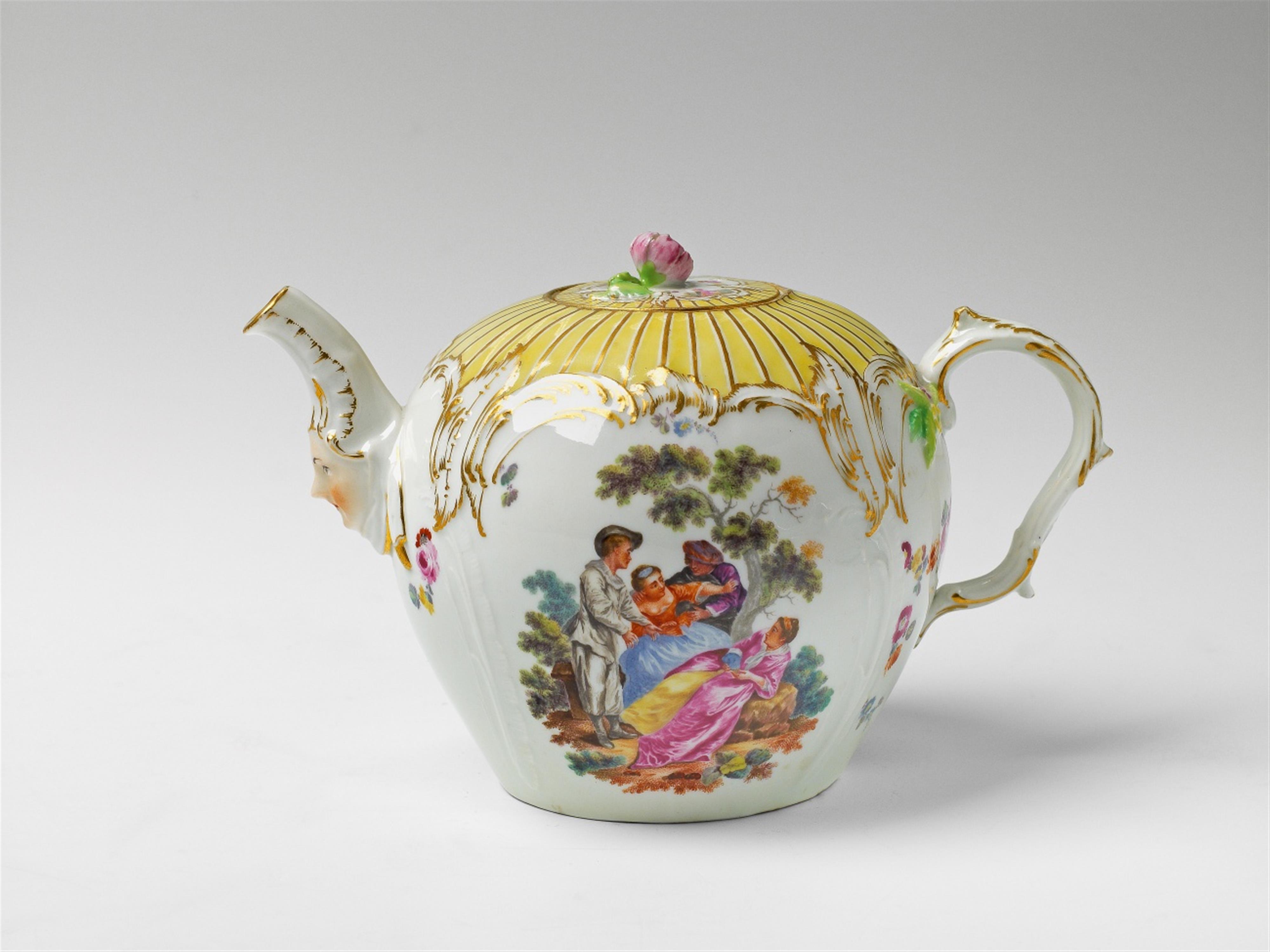 A Berlin KPM porcelain teapot with scenes after Watteau - image-1