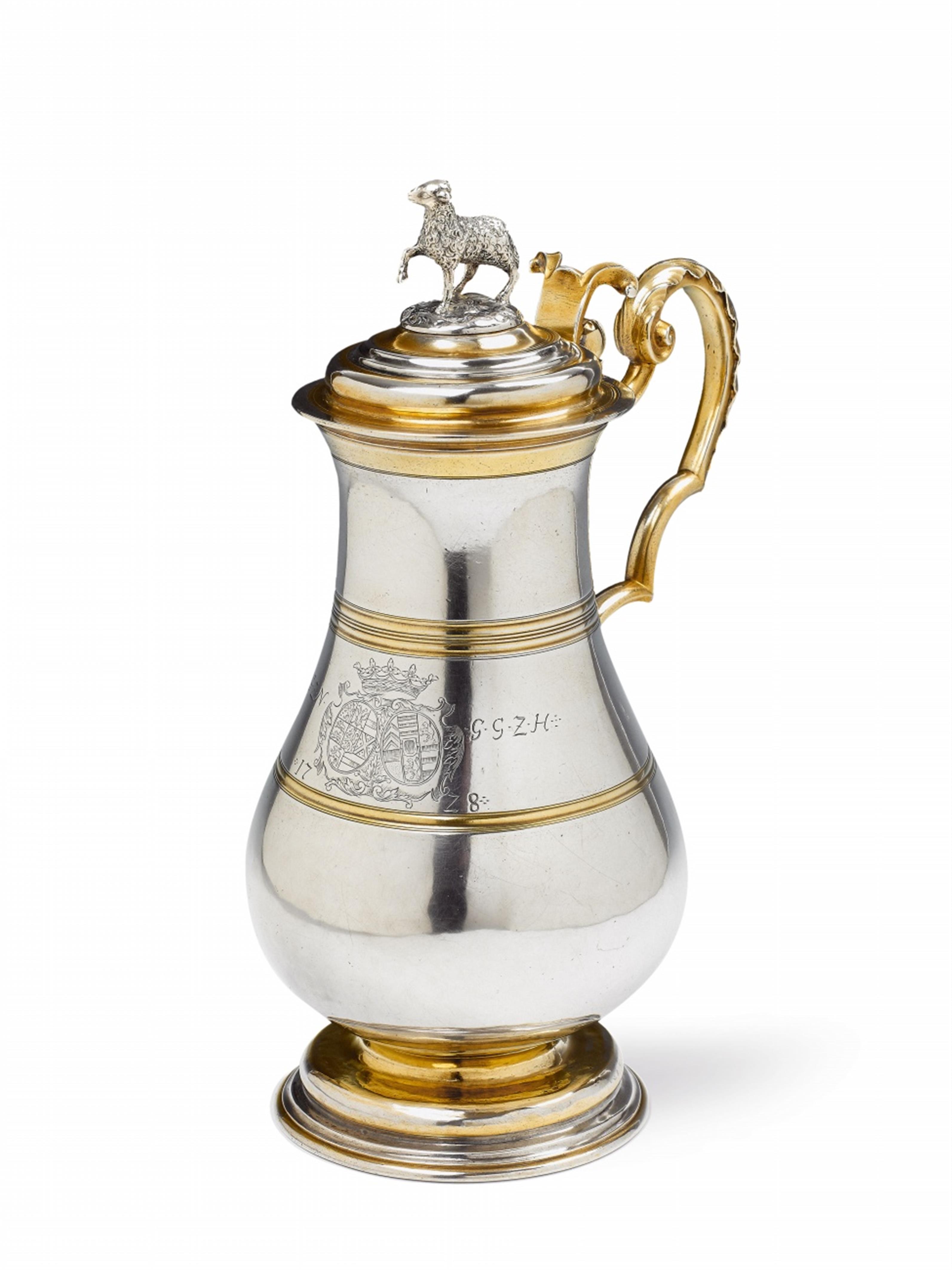 An important partially gilt Augsburg silver communion jug made for the counts of Nassau-Saarbrücken - image-1