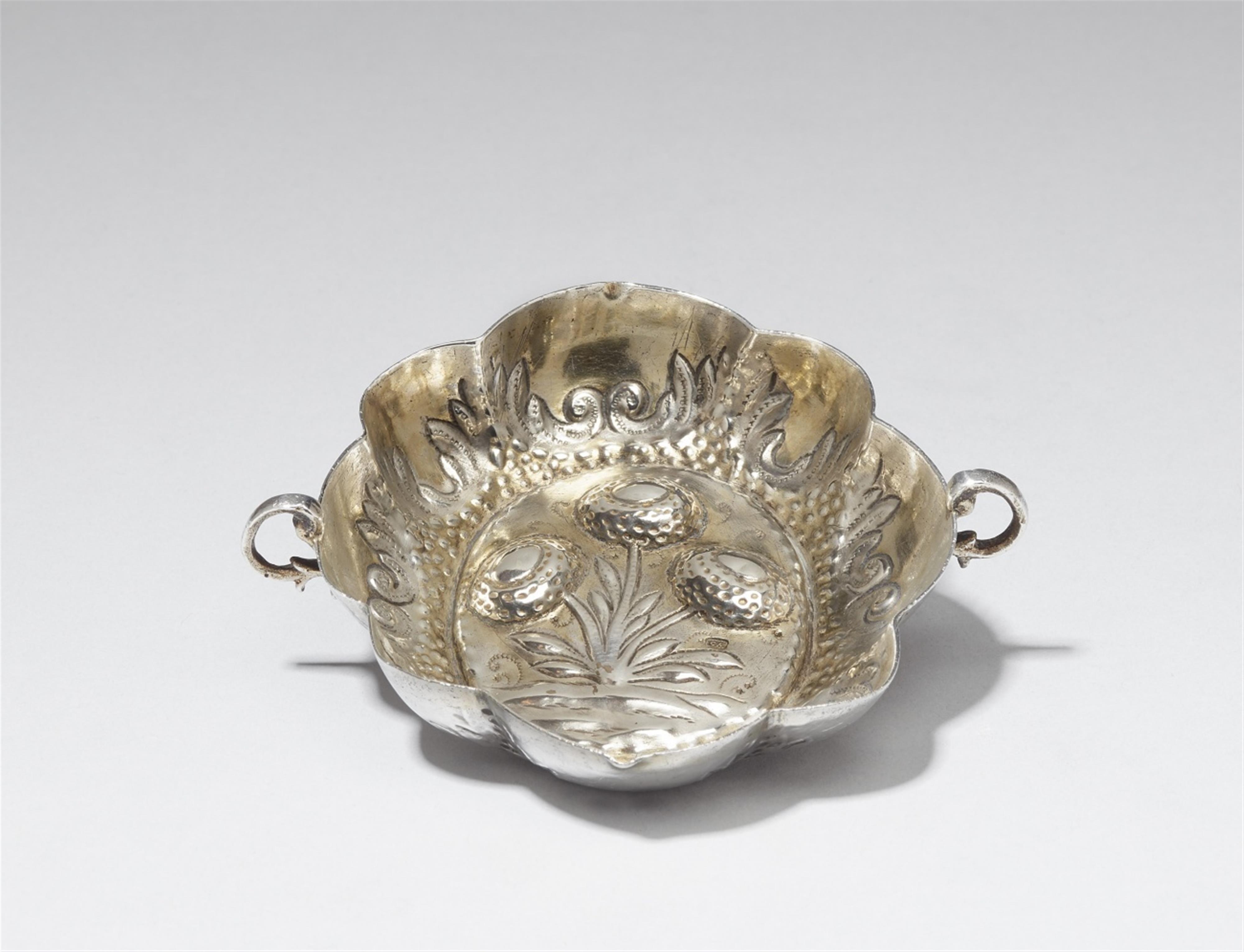 A small, partially gilt Augsburg silver brandy bowl. Illegibly stamped maker's mark, 1677 - 79. - image-1