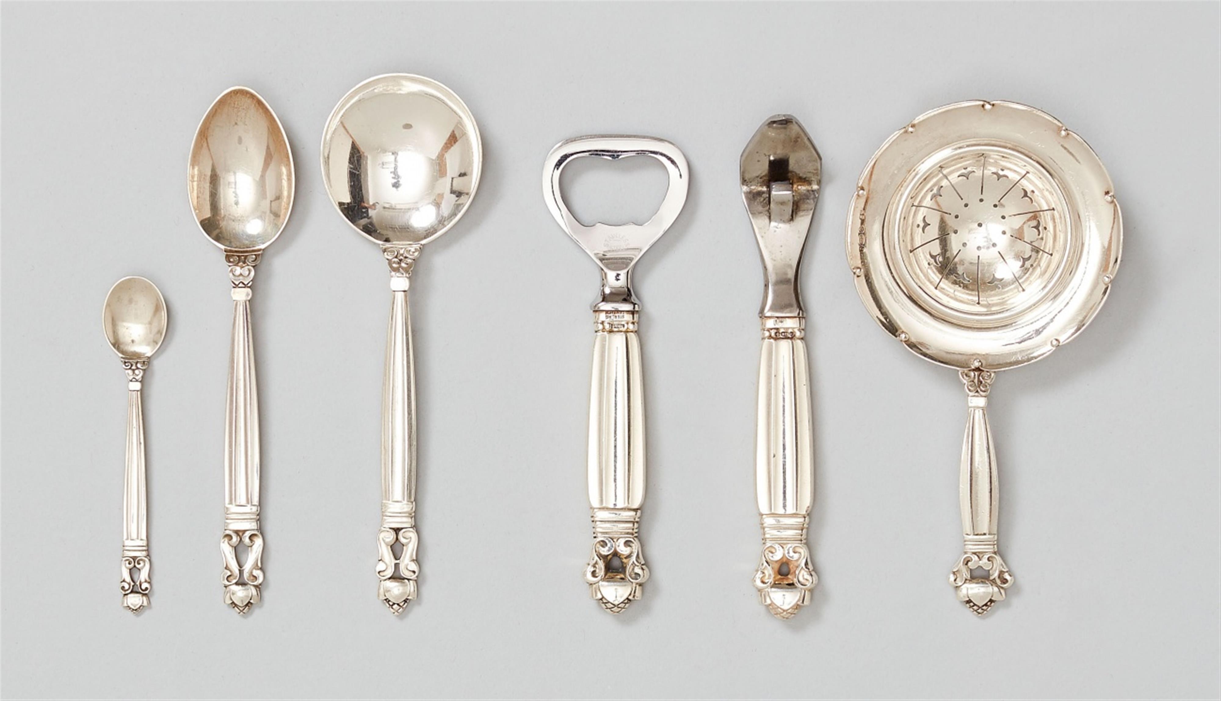 An assorted 21 piece lot of Copenhagen silver cutlery, no. 62. - image-1