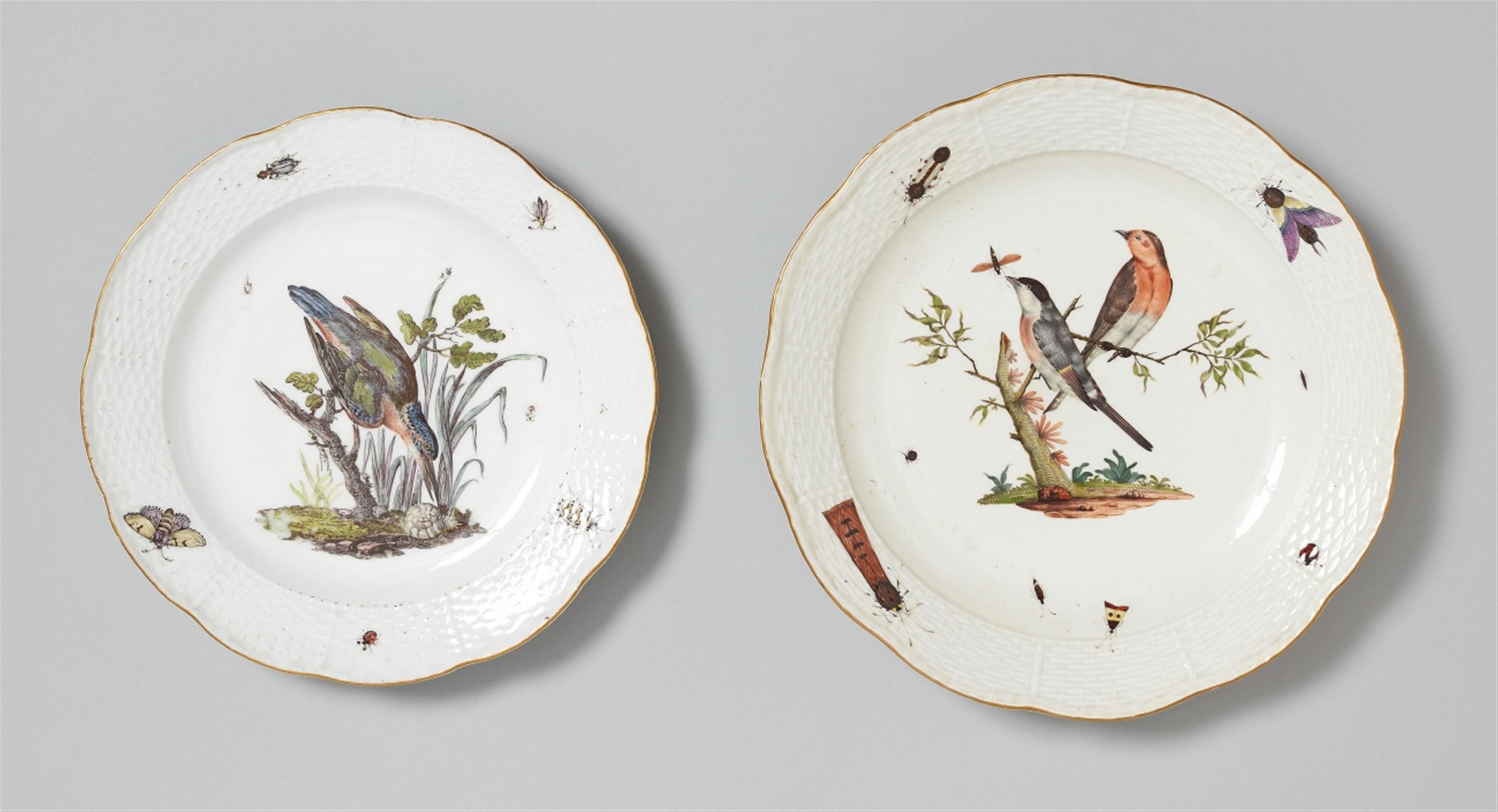 A Meissen porcelain plate and dish with bird decor - image-1