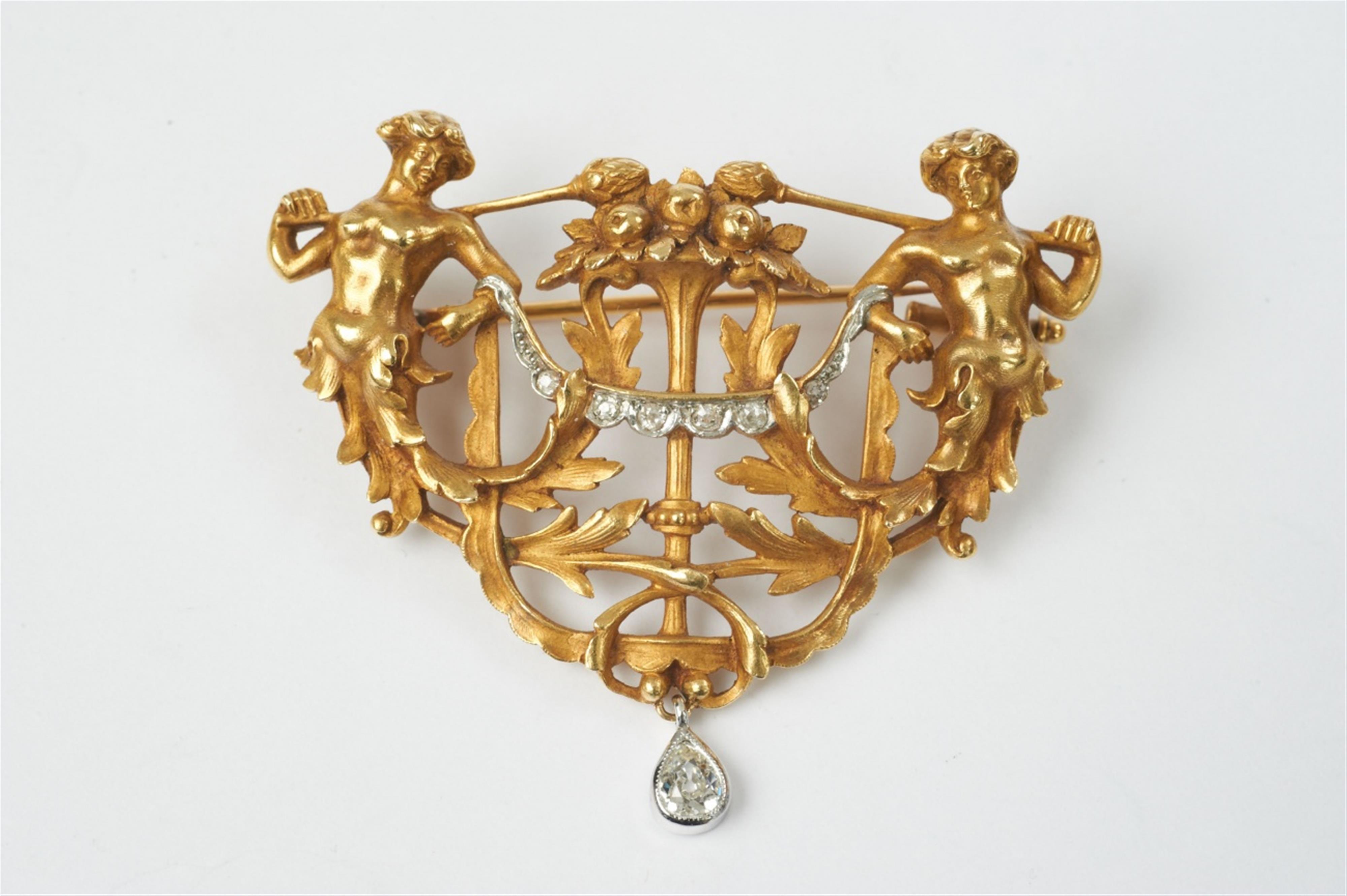 A French18k gold Art Nouveau brooch with marks of Bapst & Falize - image-1