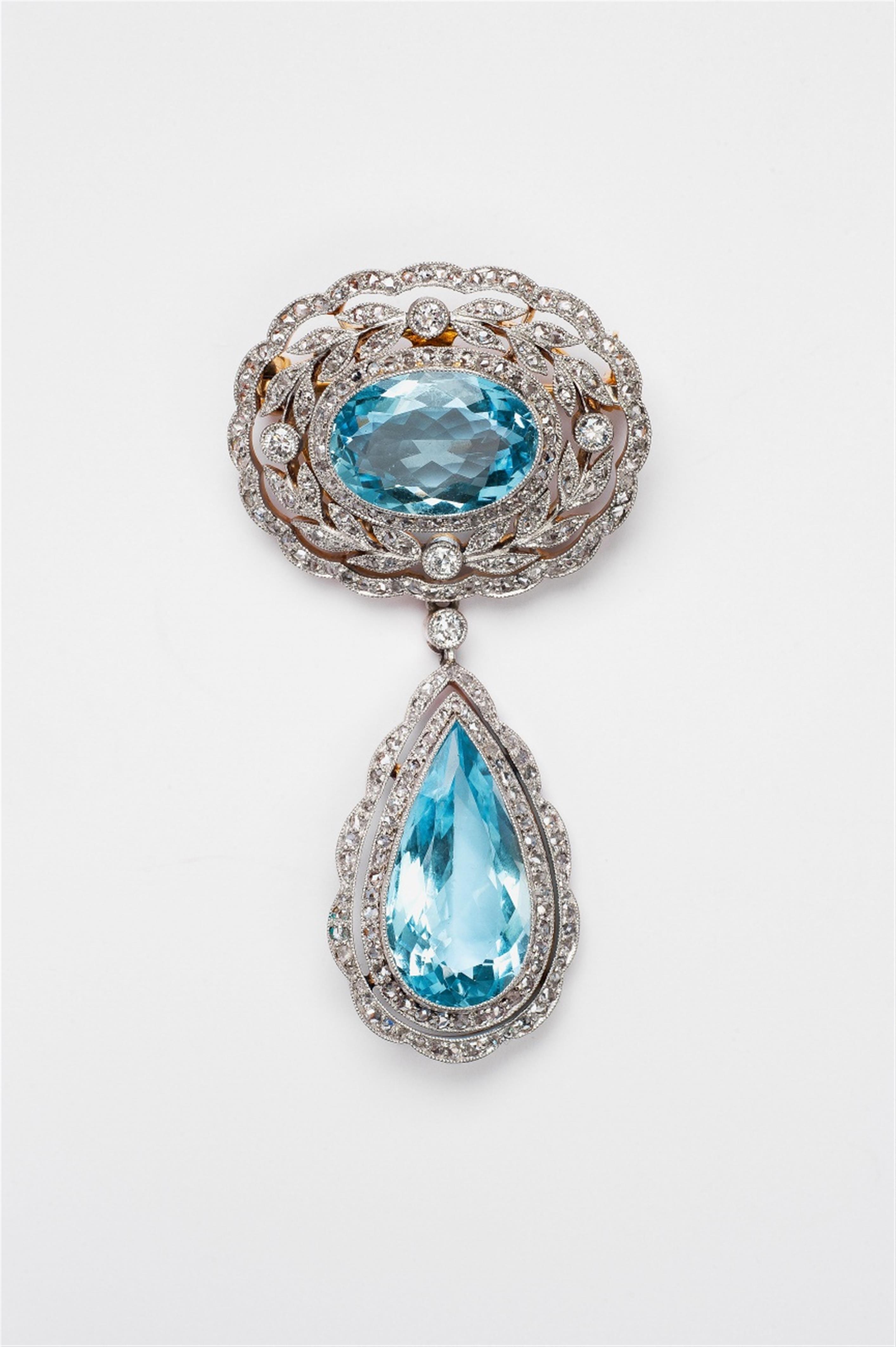 An 18k gold, diamond and aquamarine Belle Epoque brooch - image-1