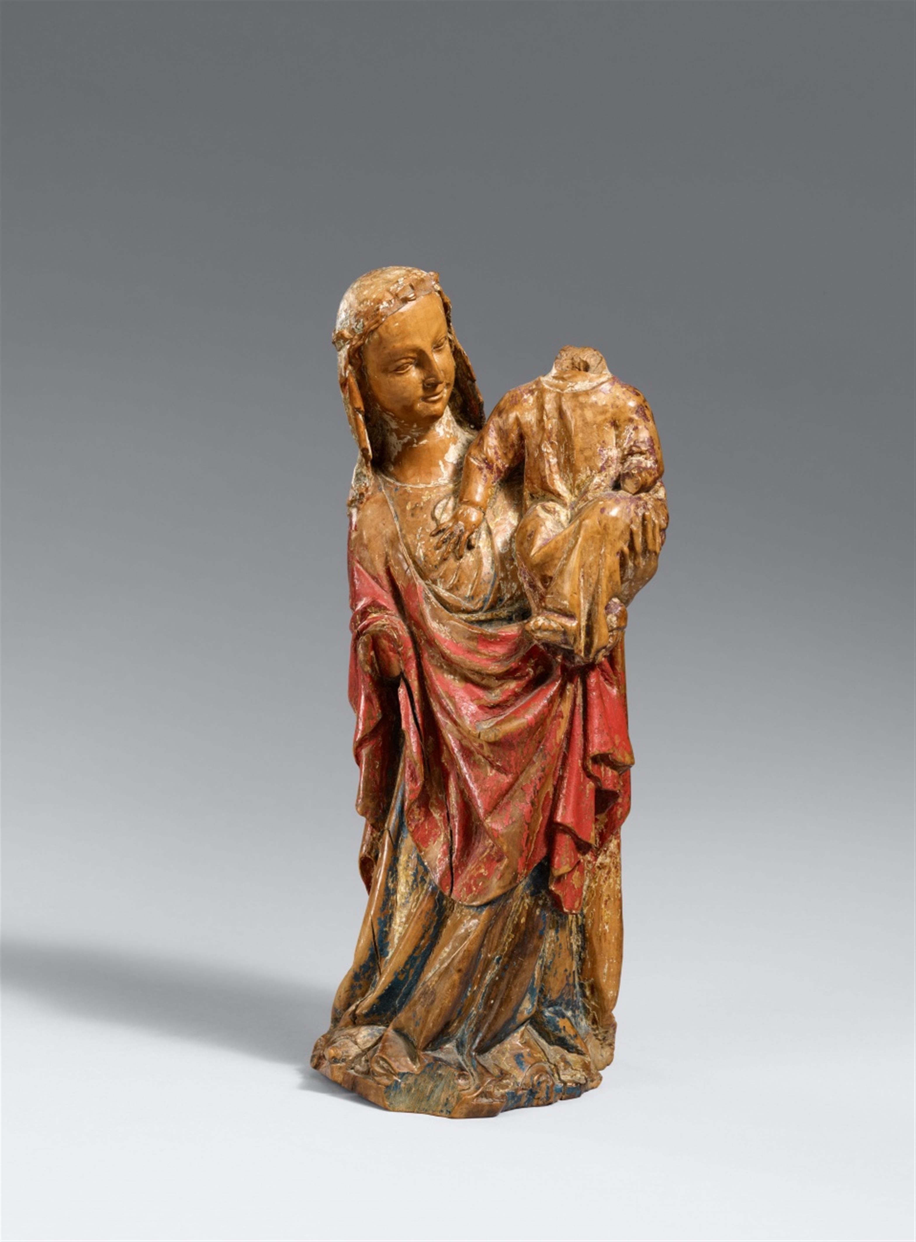 Northern France 3rd quarter 14th century - A Northern French wooden figure of the Virgin and Child, third quarter 14th century - image-1