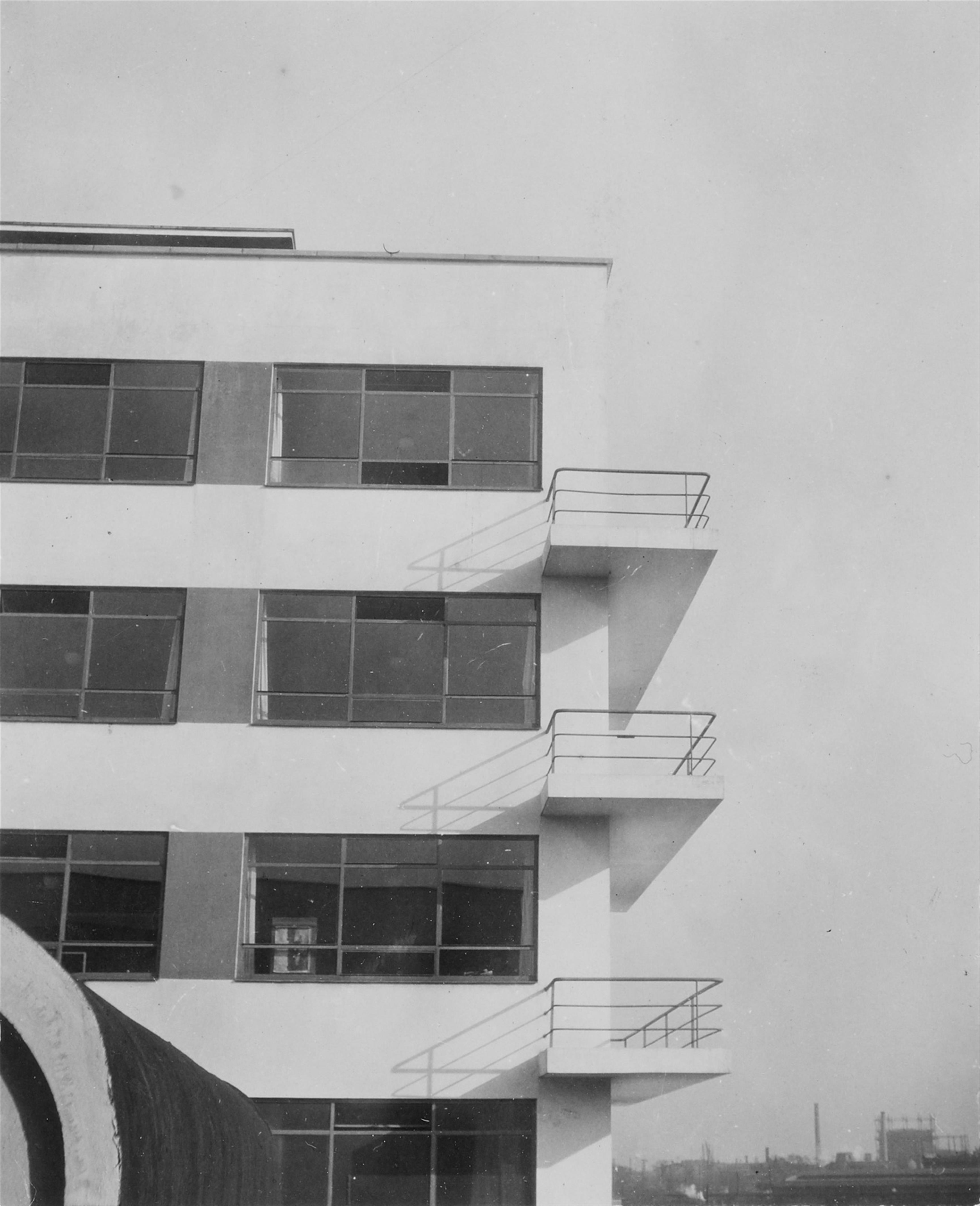 und Anonym - Prellerhaus, Bauhaus Dessau - image-1
