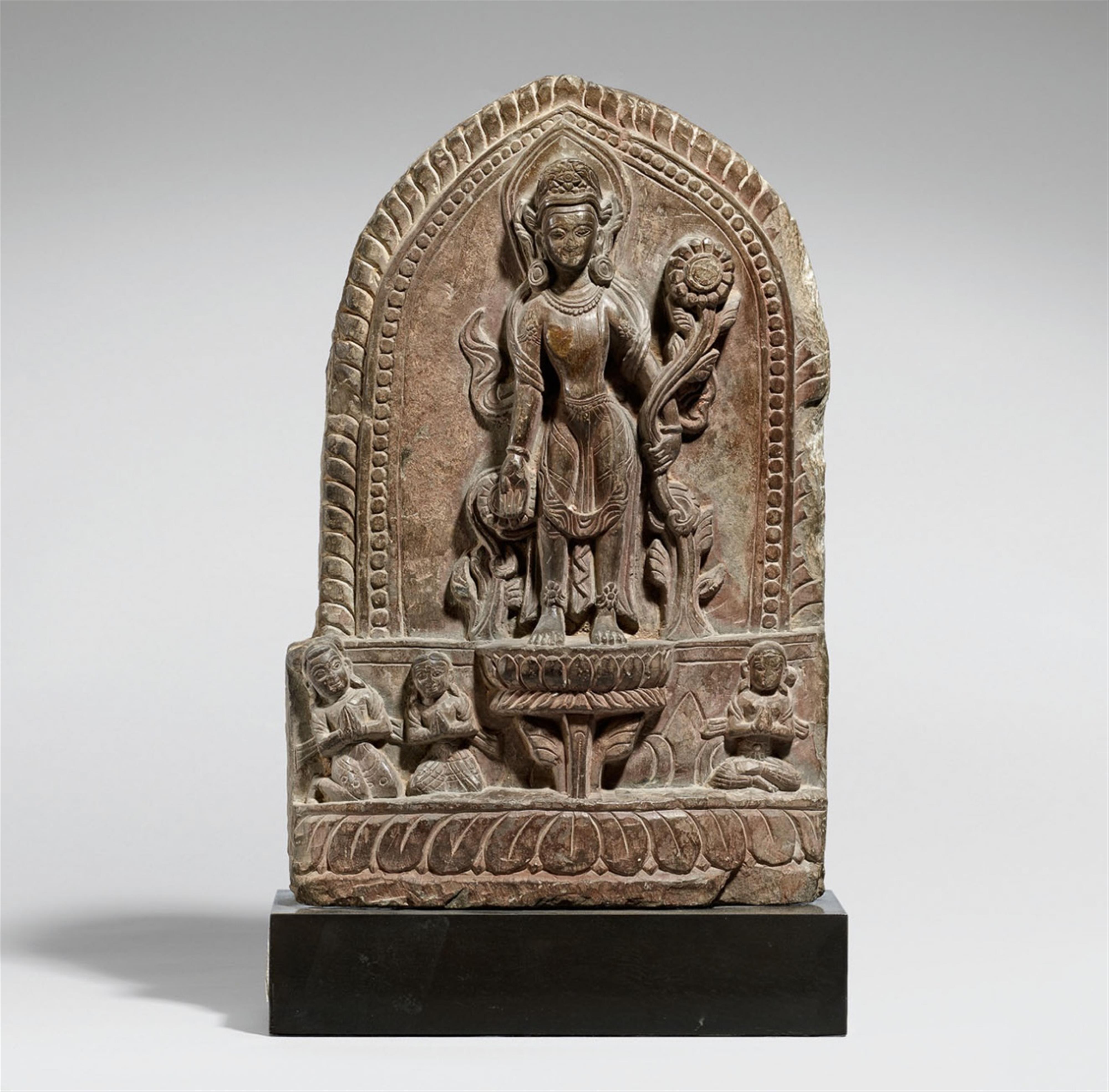 A Nepalese black stone relief with Padmapani. Ca. 16th century - image-1