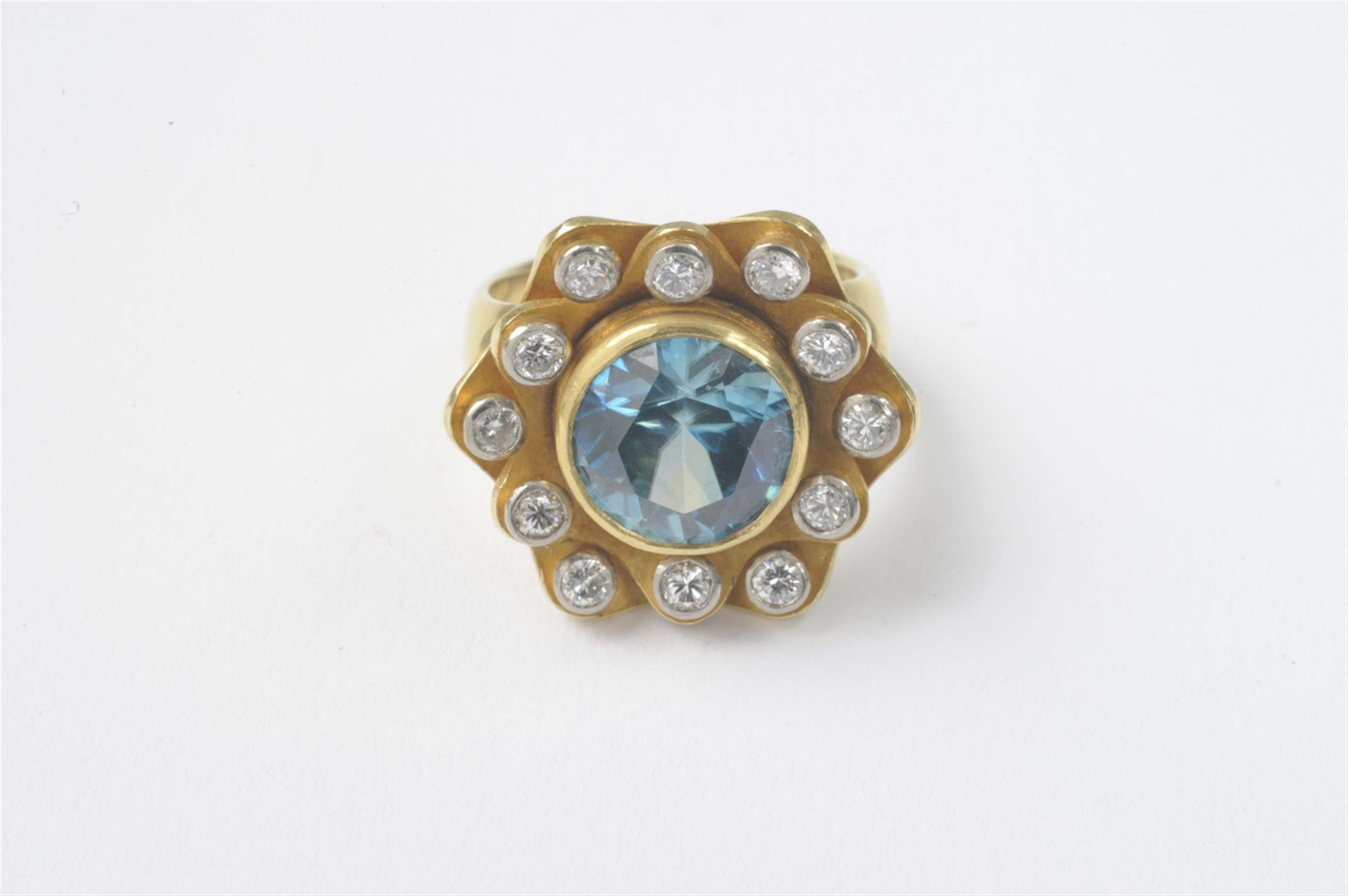 Ring mit blauem Zirkon - image-1