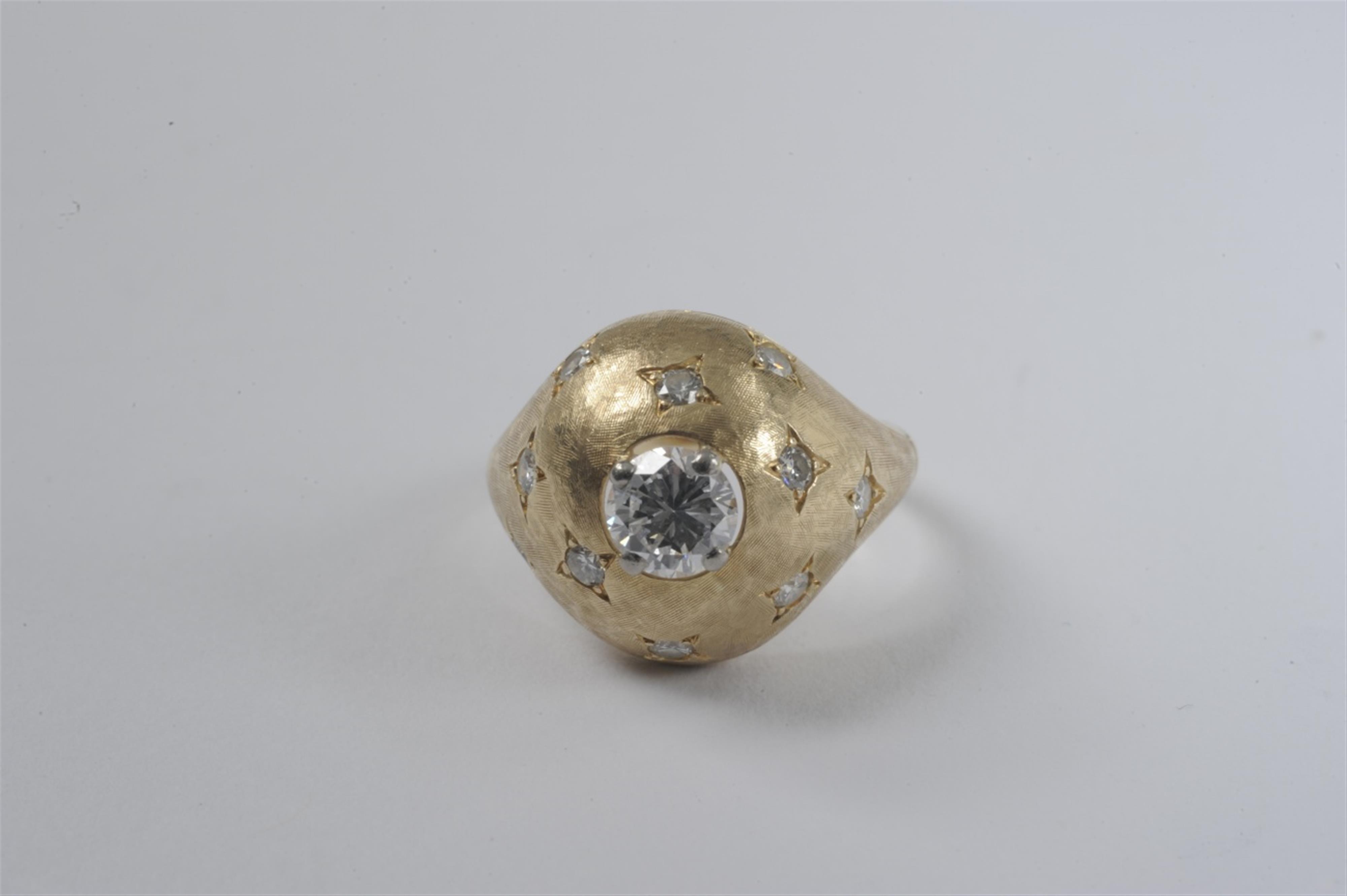A Dutch 14k gold and diamond ring - image-1