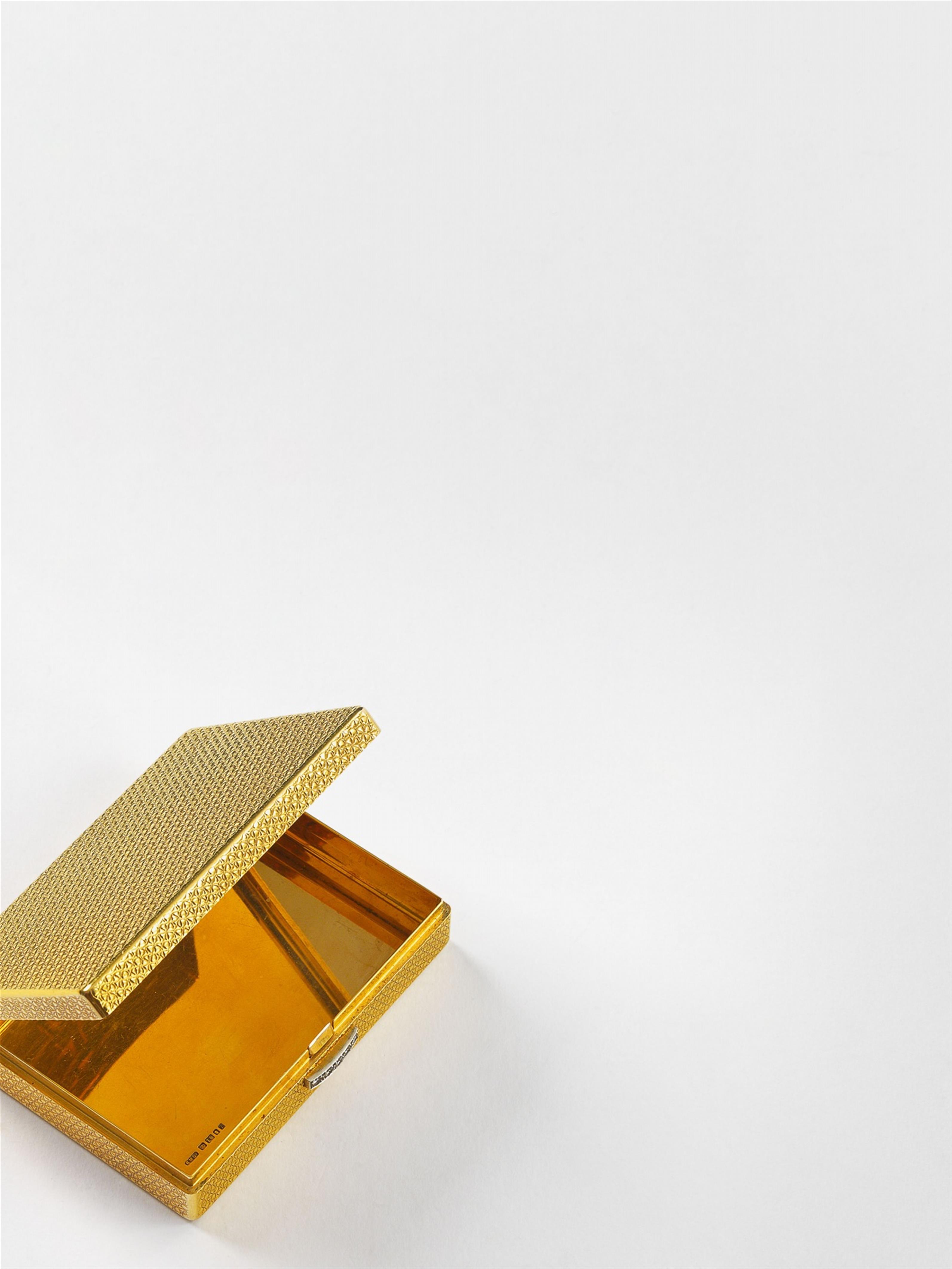 Goldene Zigarettendose - image-2