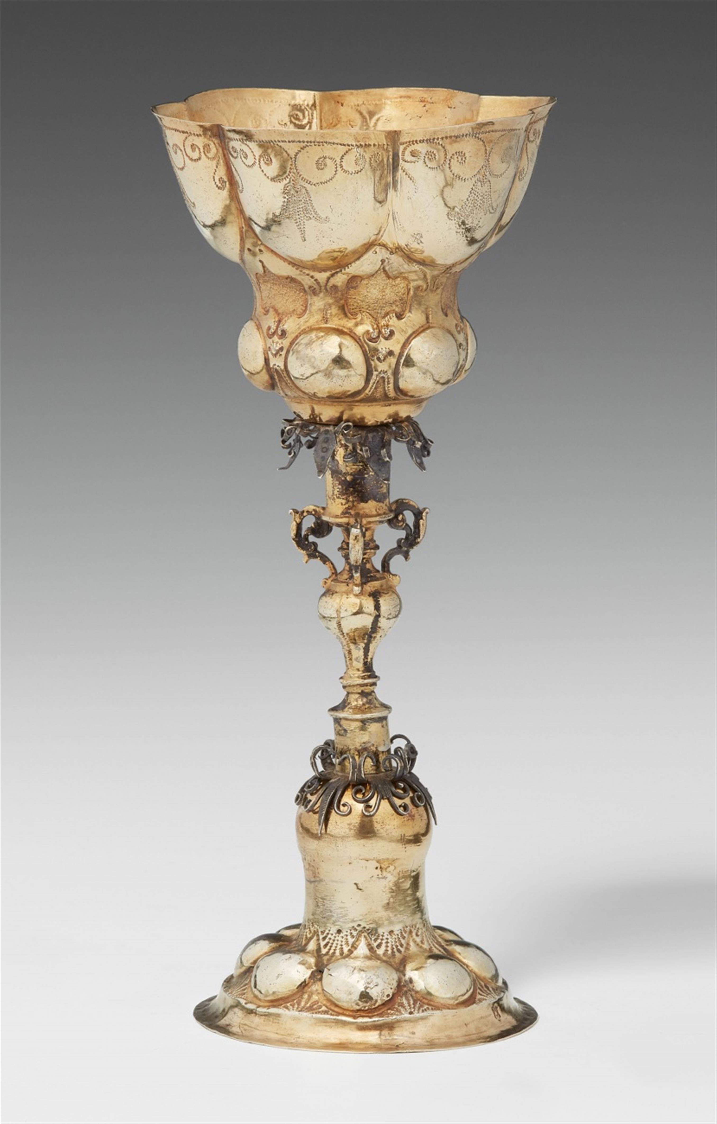 A small Nuremberg parcel gilt silver columbine cup. Marks of Georg Rötenbeck, ca. 1643 - 46. - image-1