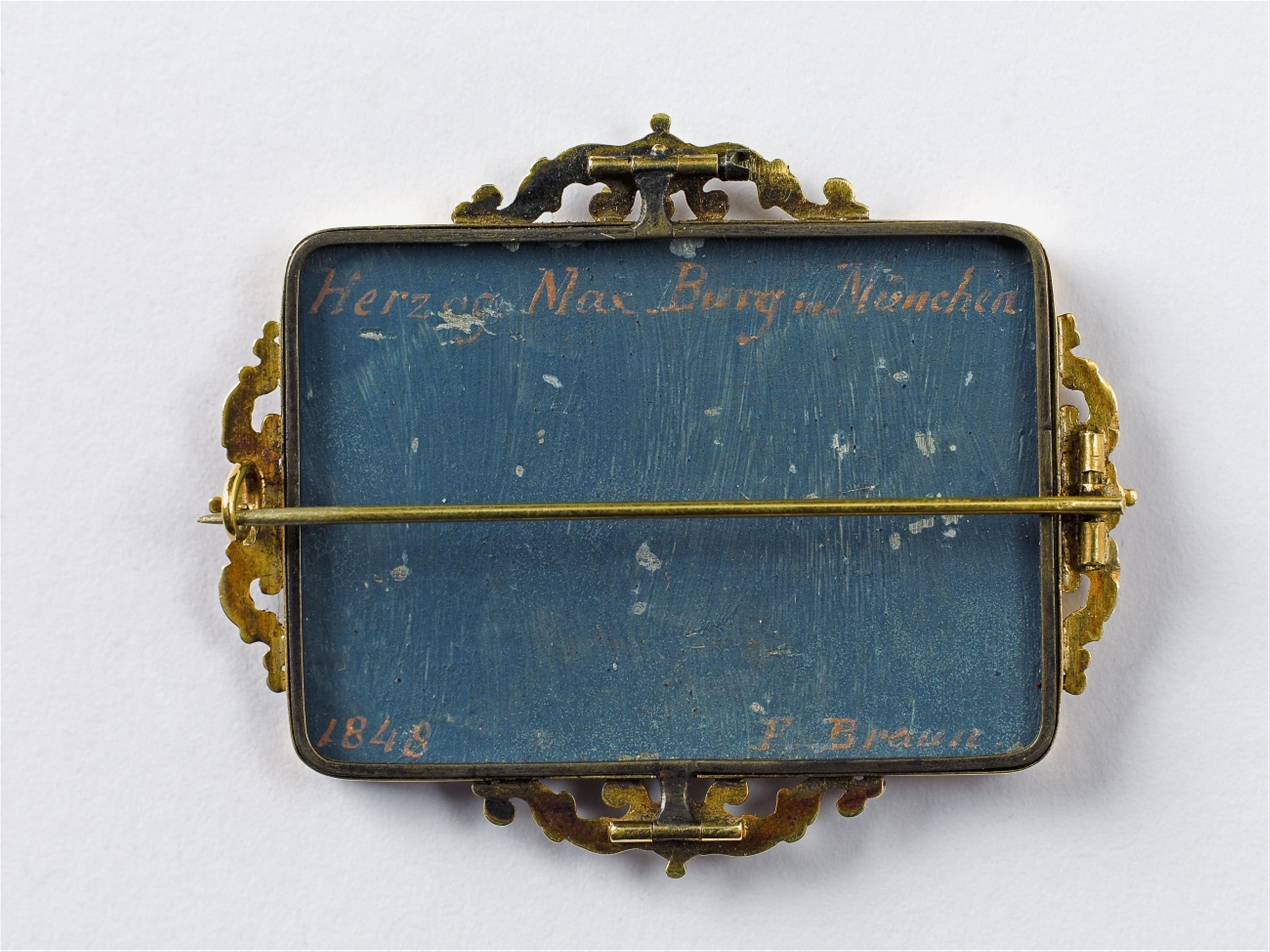 A 14k gold souvenir brooch of Munich - image-4