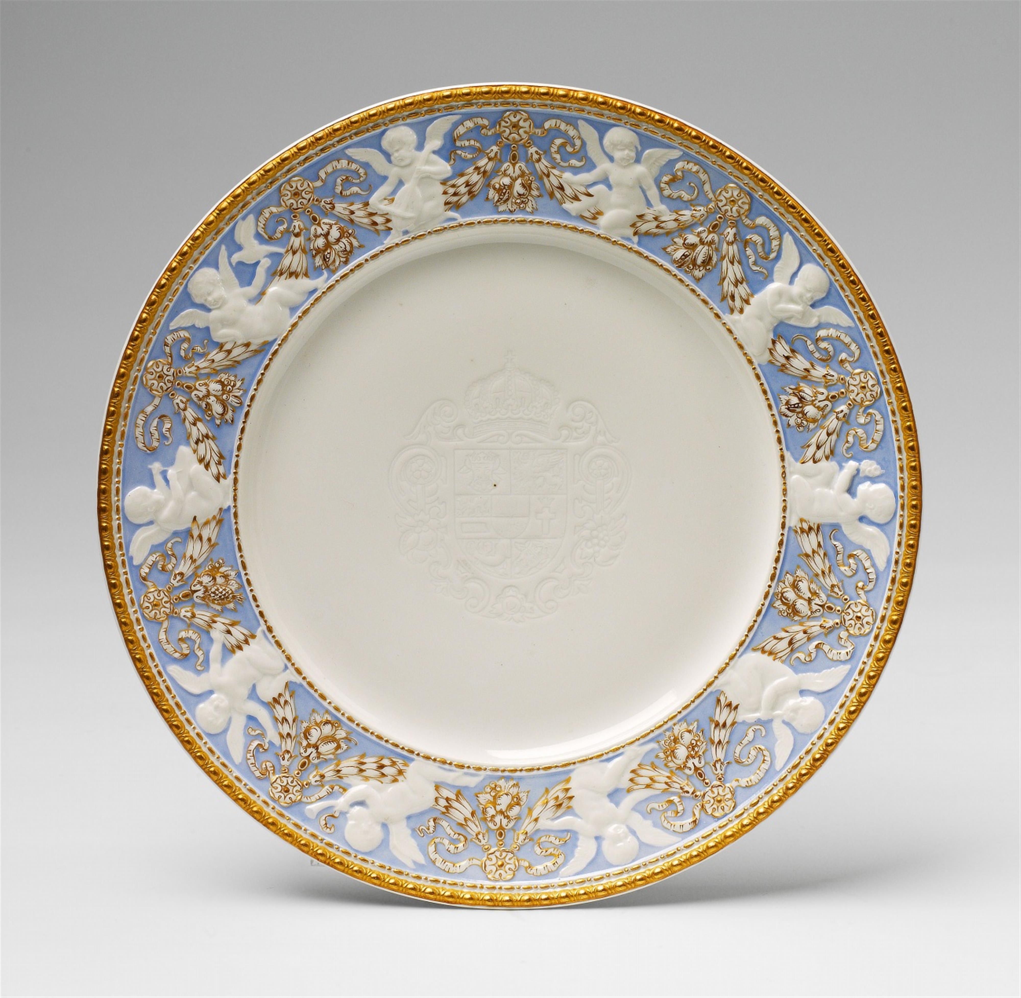 A Berlin KPM porcelain plate from the service for Schwerin palace - image-1