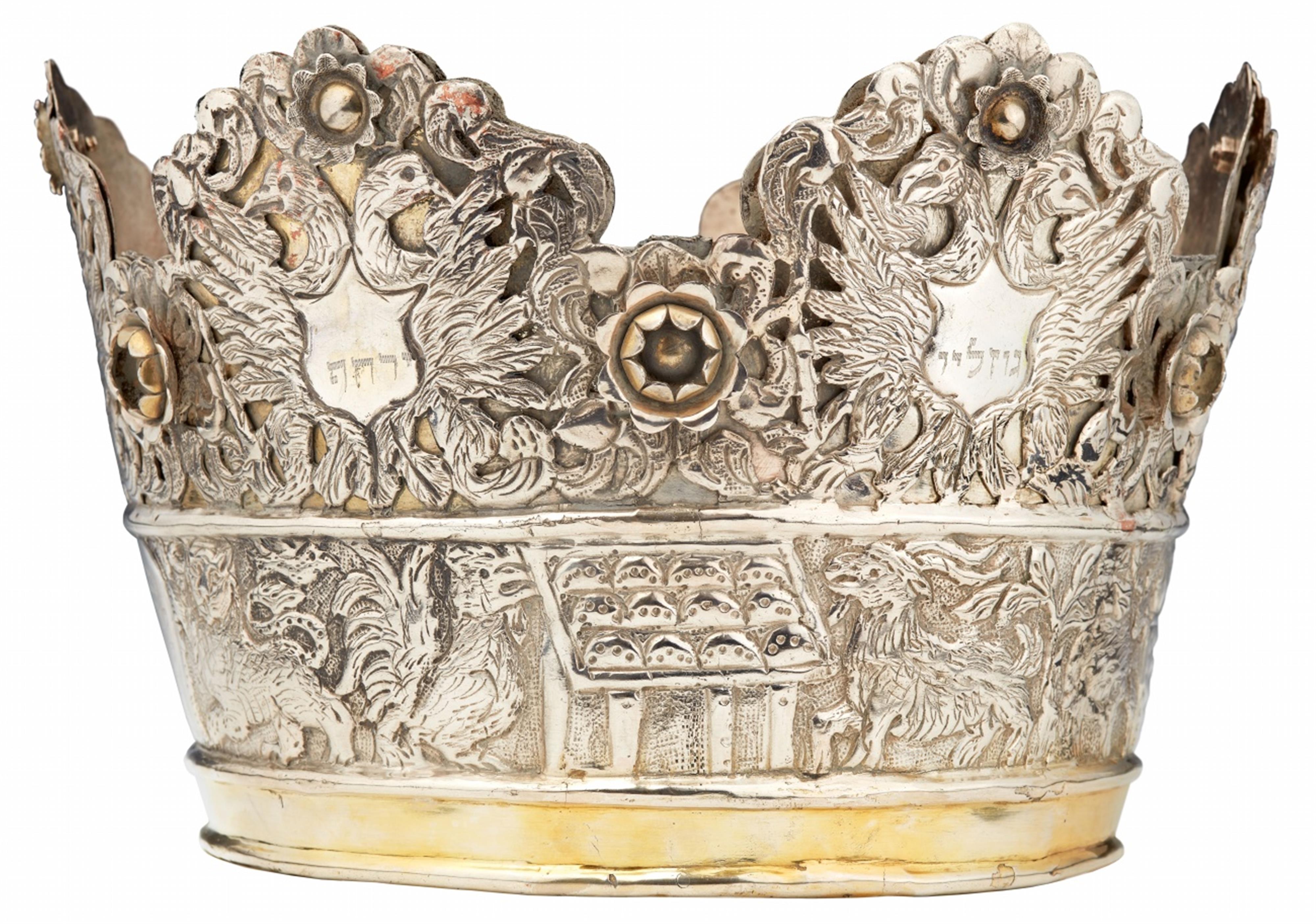 A Polish parcel gilt silver torah crown. - image-2