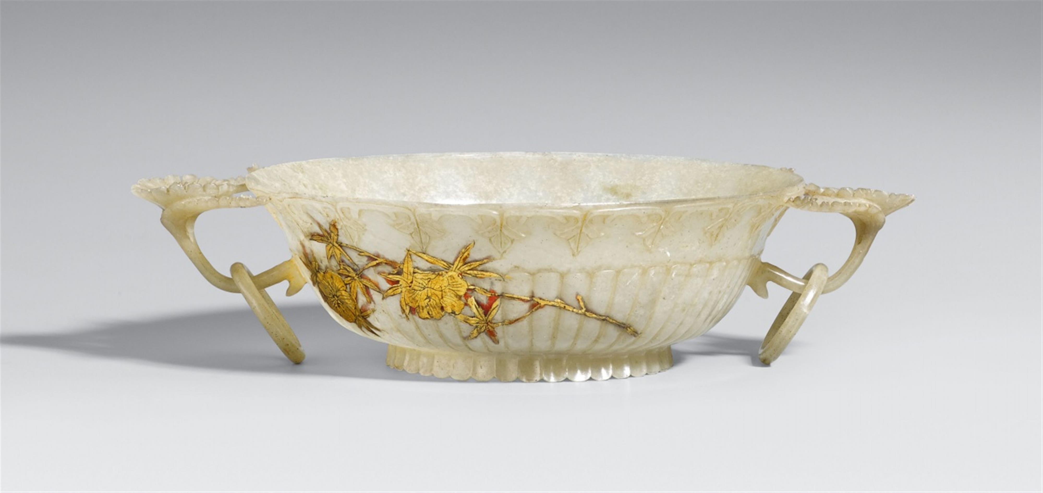A pale grey-green jade dish. Mughal-style. 19th century - image-1