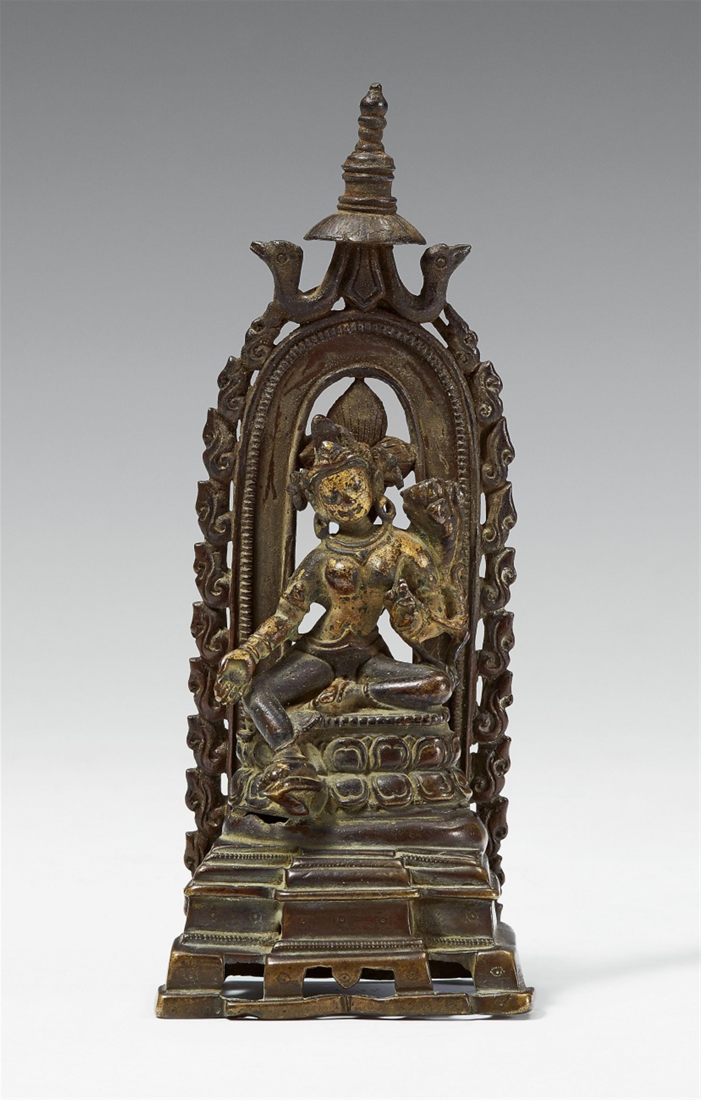 A Northeast Indian bronze figure of Syamatara. Pala style, 13th century or later - image-1