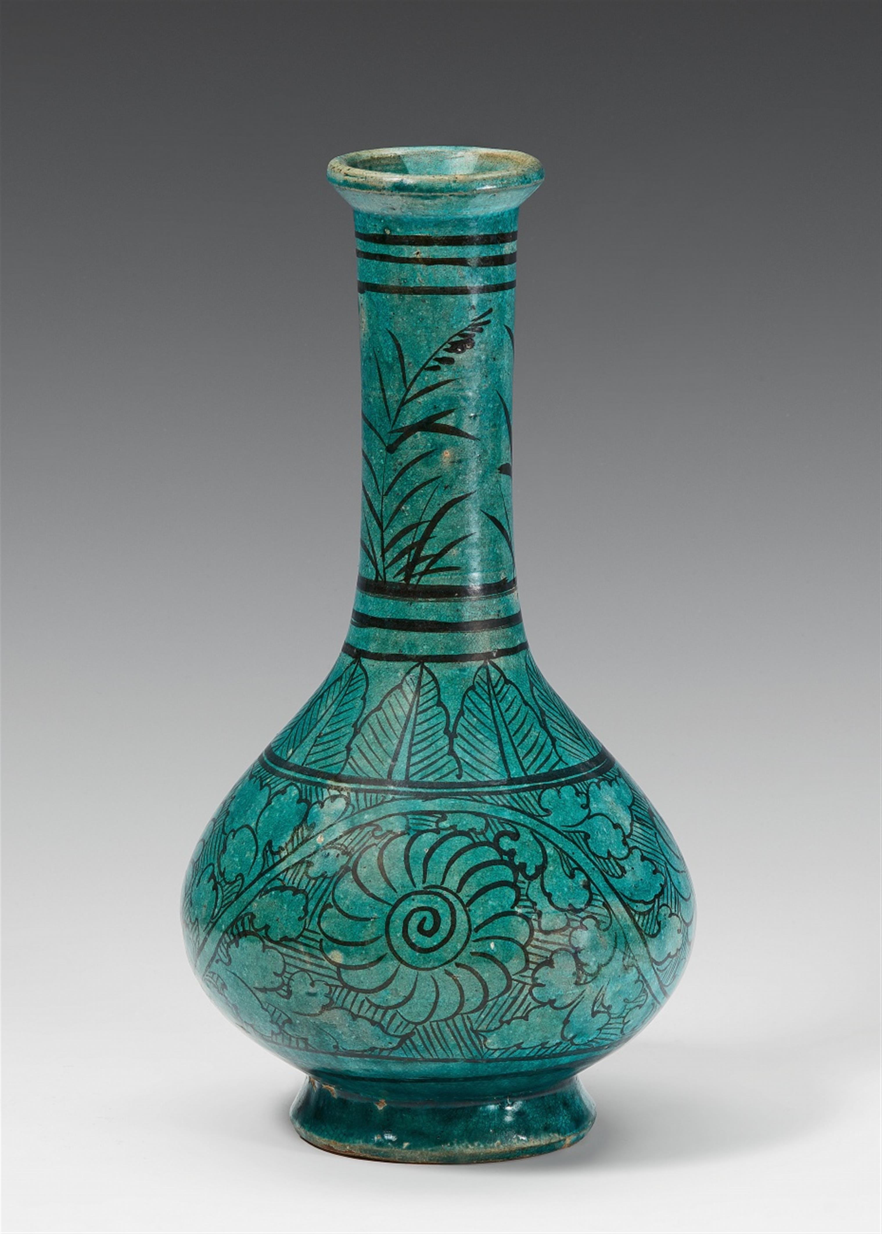 Flaschenvase mit türkisfarbener Glasur. Cizhou. Ming-Zeit (1368-1644) - image-1