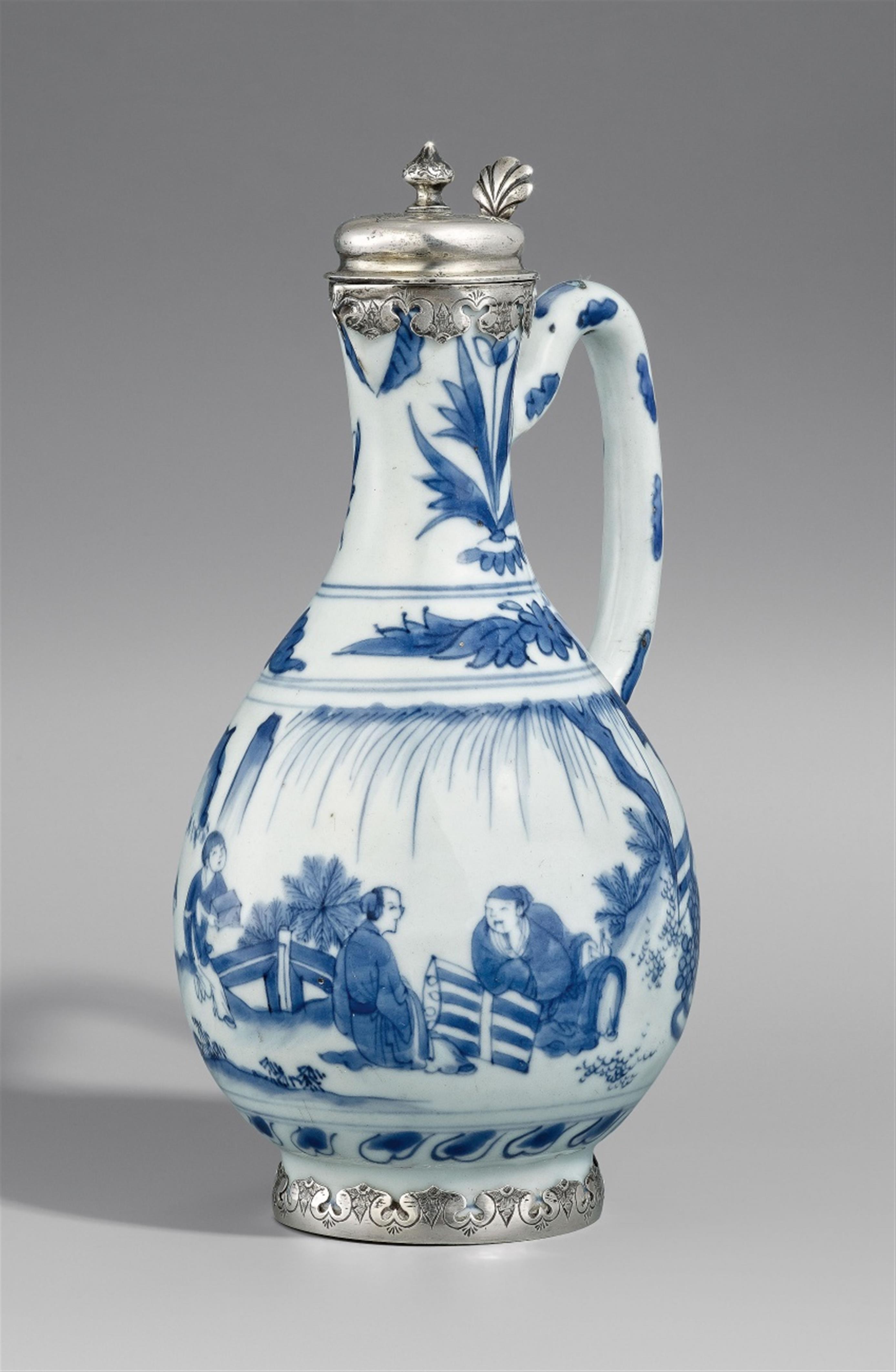 A transitional blue and white ewer. Mid-17th century - image-1