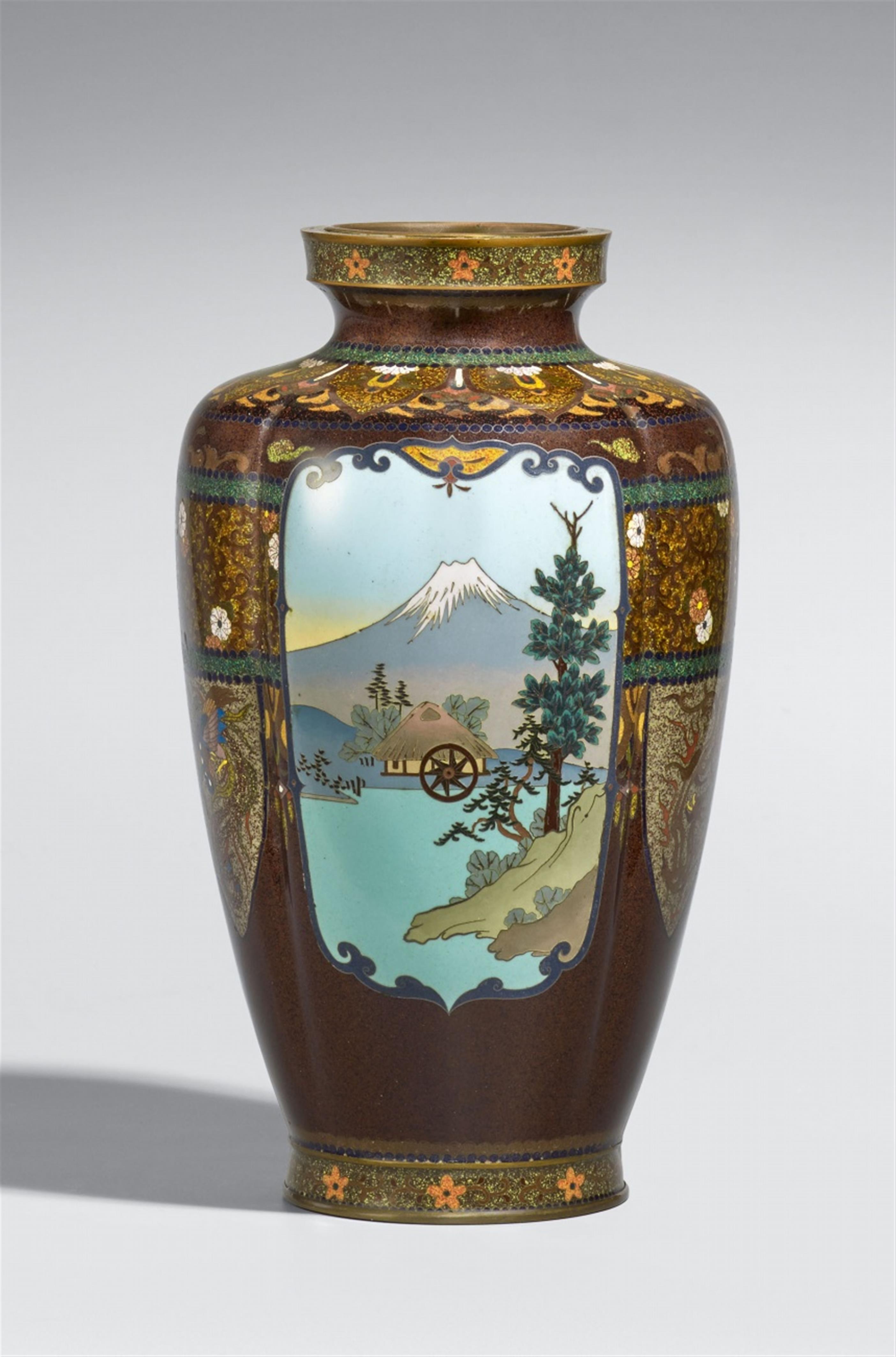 Cloisonné-Vase. Spätes 19. Jh. - image-1