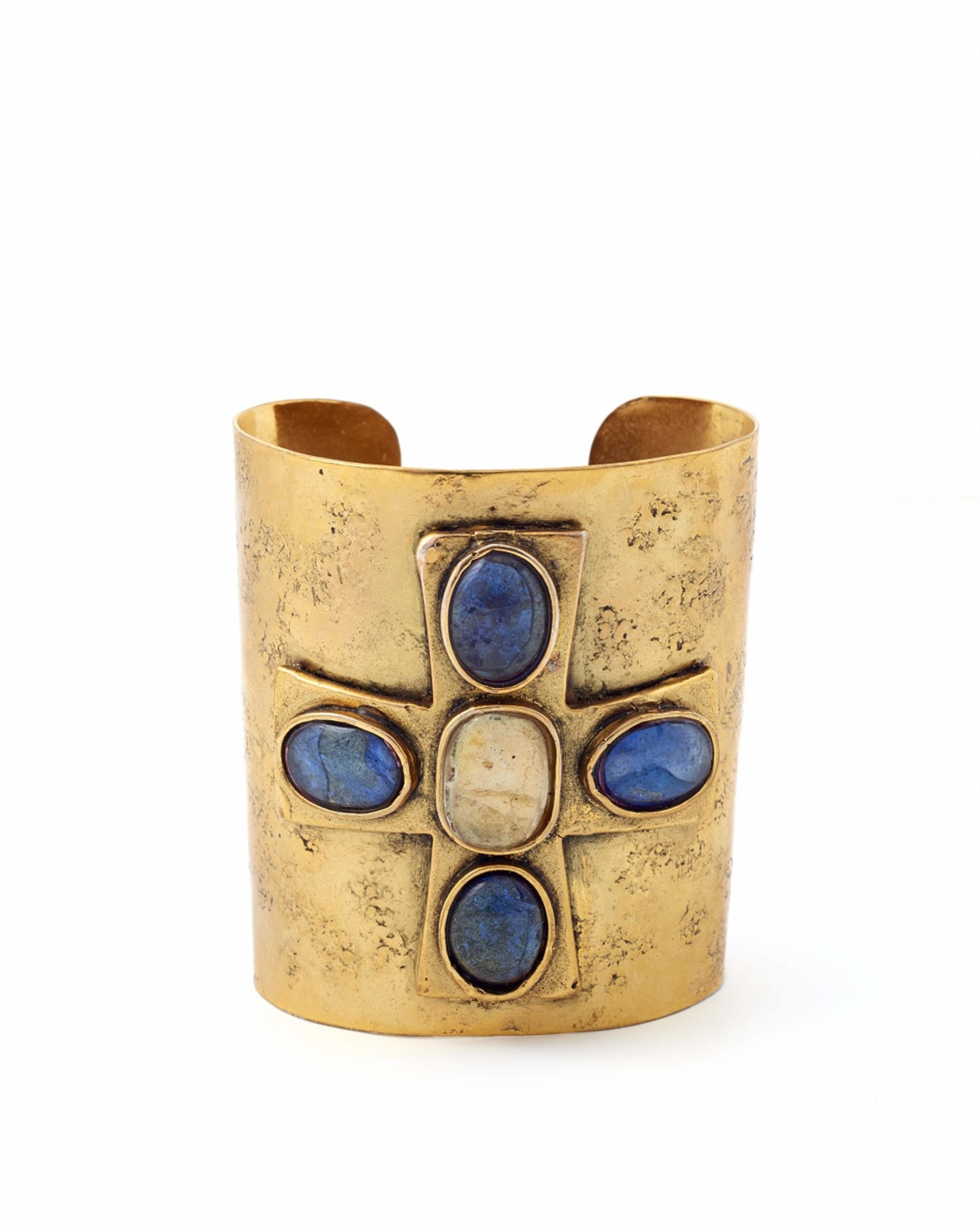 A Robert Goossens for Les Paruriers cuff bangle with a Byzantine style cross, late 1960s - image-1