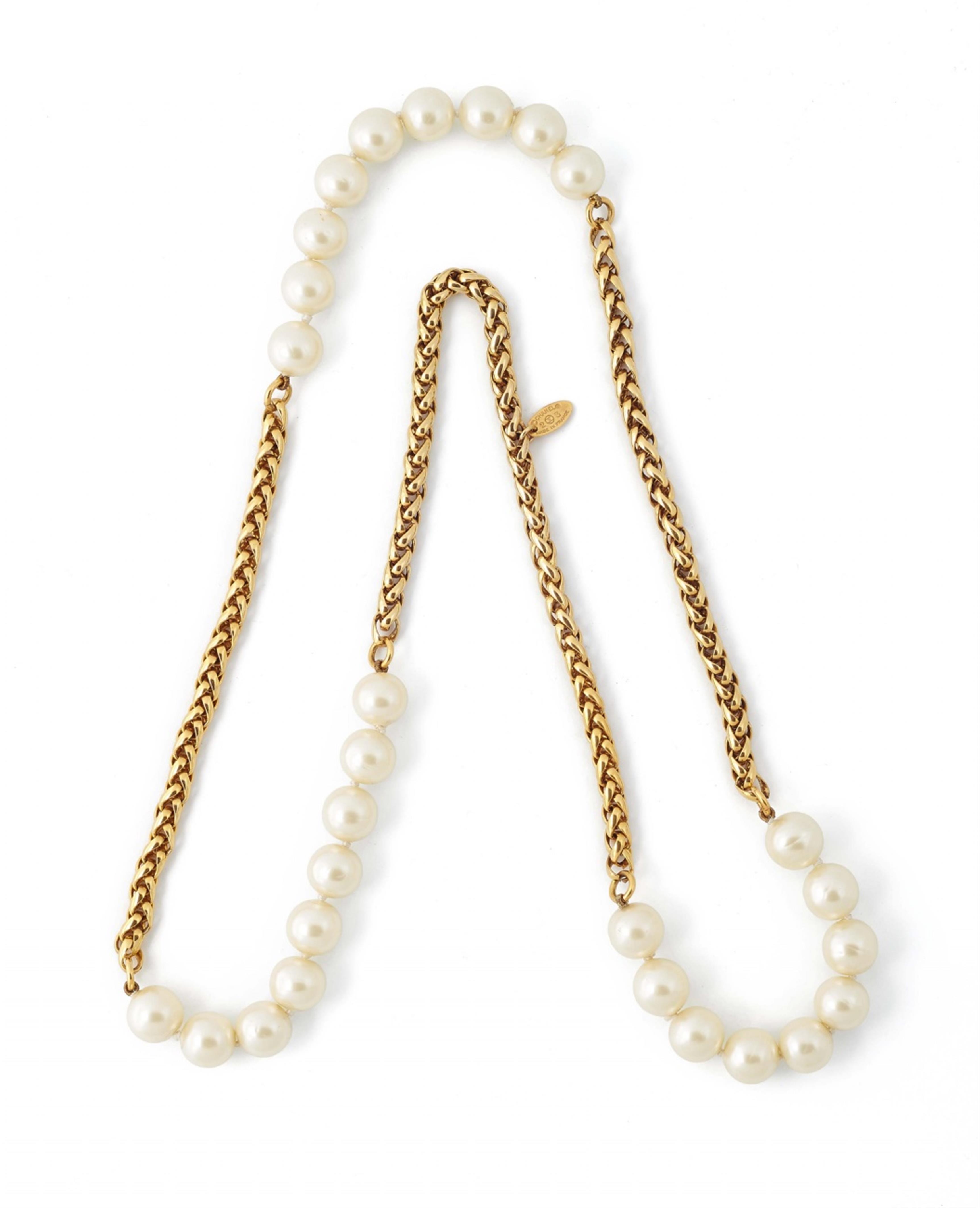 A Chanel pearl sautoir, 1983 - image-1