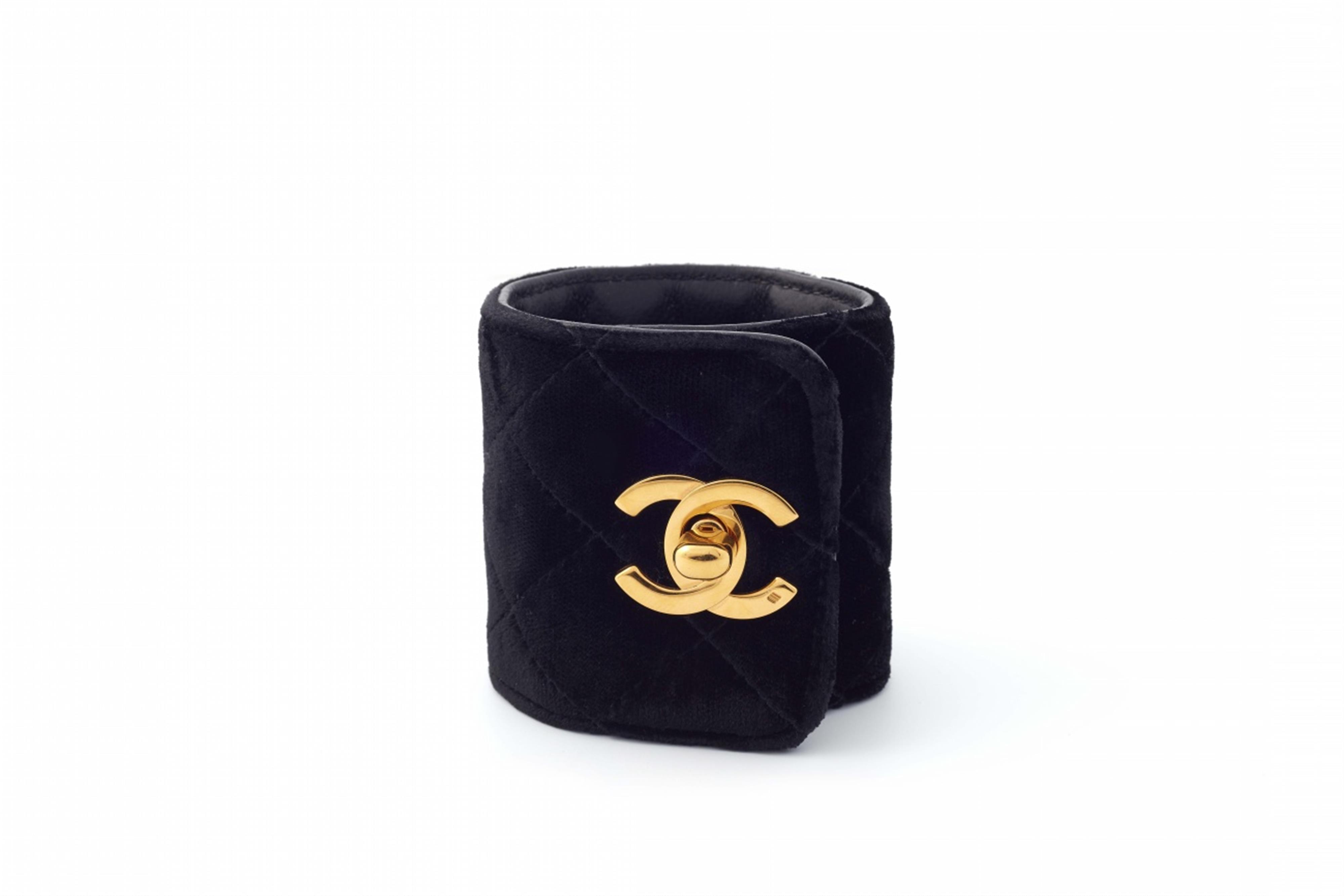 A Chanel logo cuff, 1983 - image-1