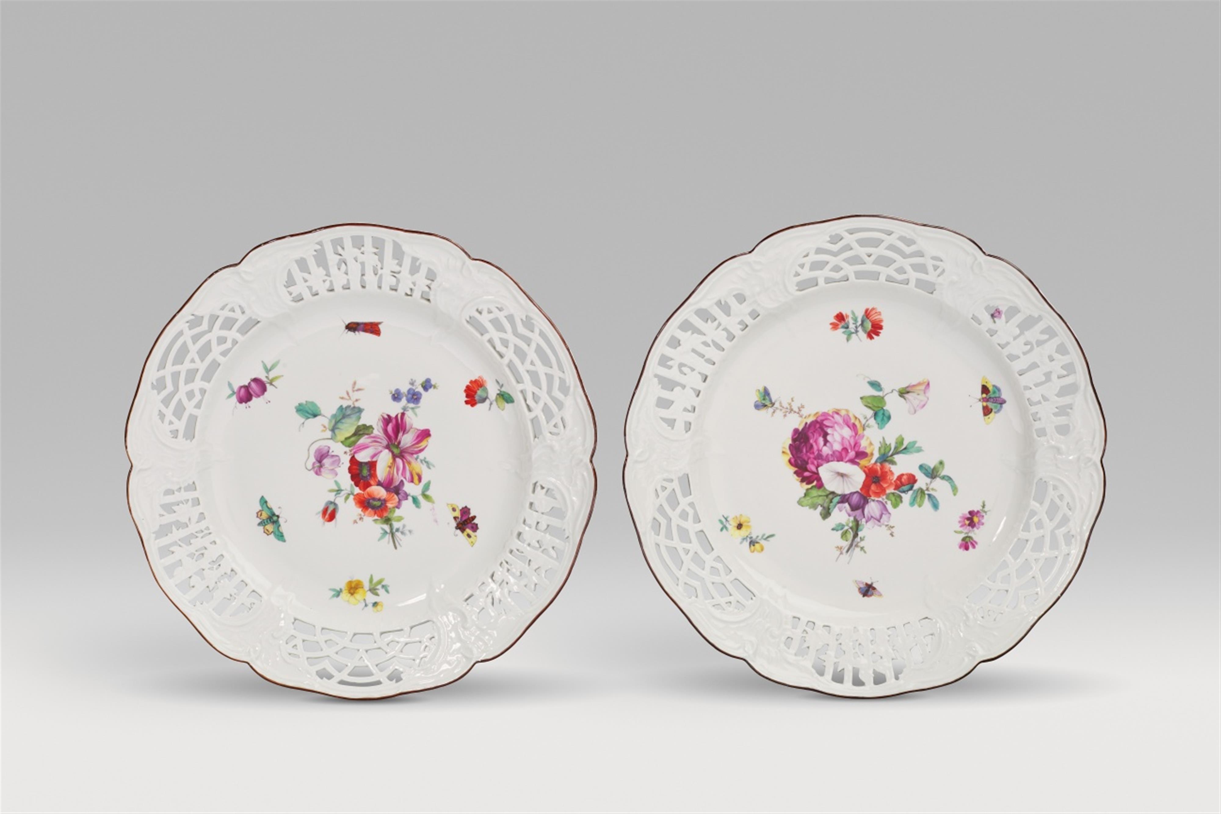 A Berlin KPM porcelain dessert plate made for Prince Henry of Prussia - image-1