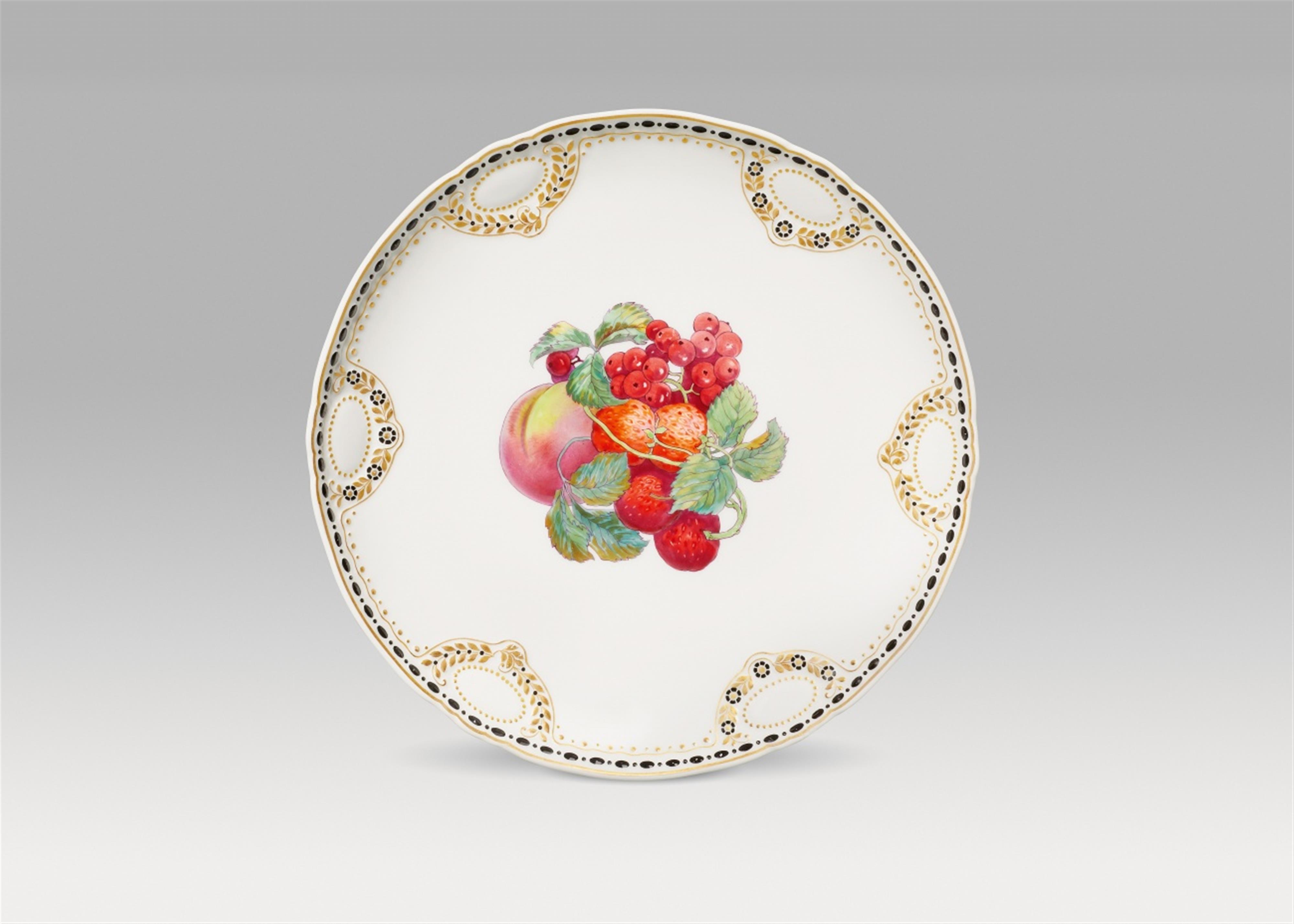 A Berlin KPM porcelain dish with fruit decor - image-1