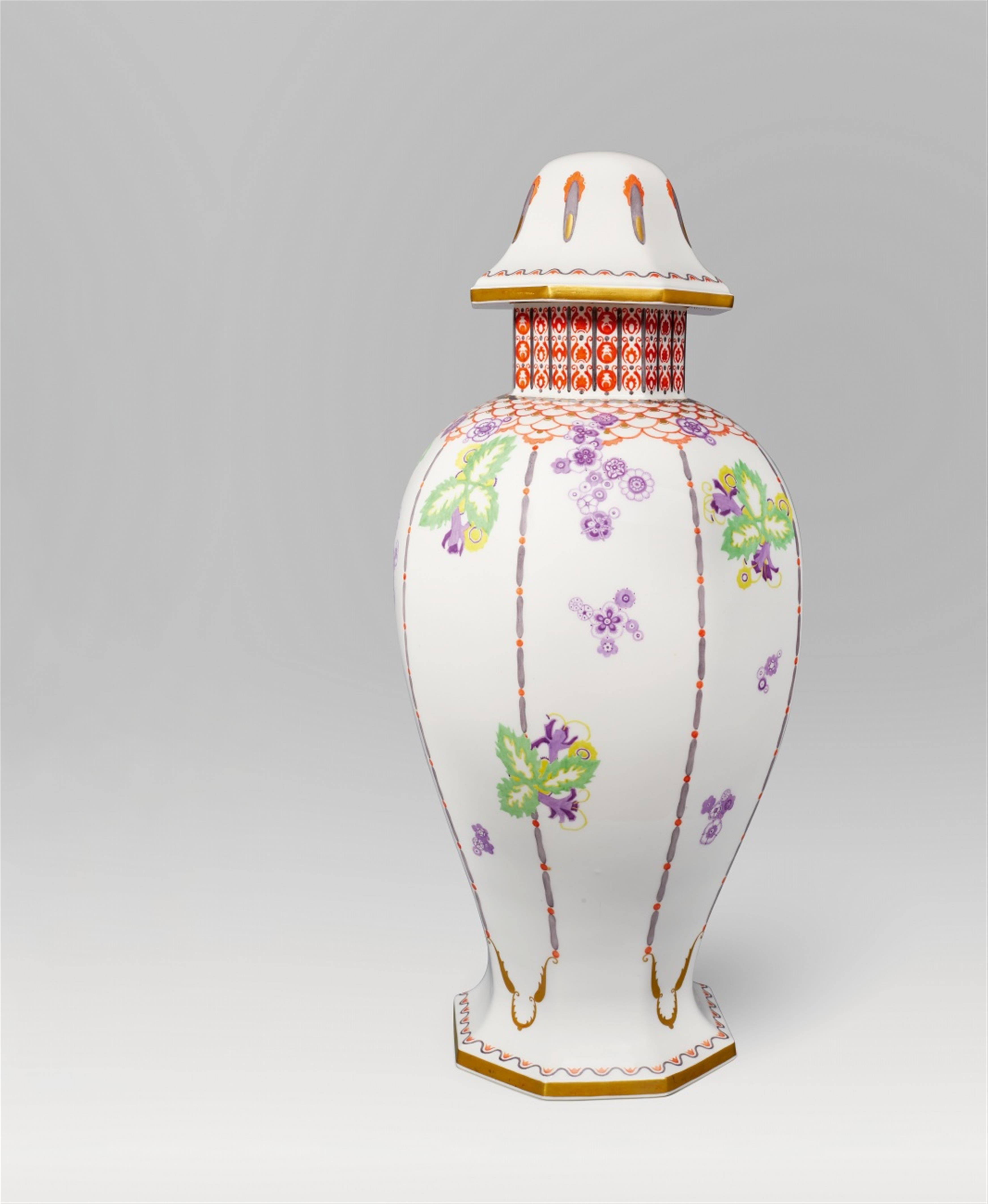 A Berlin KPM porcelain vase and cover with floral decor - image-1