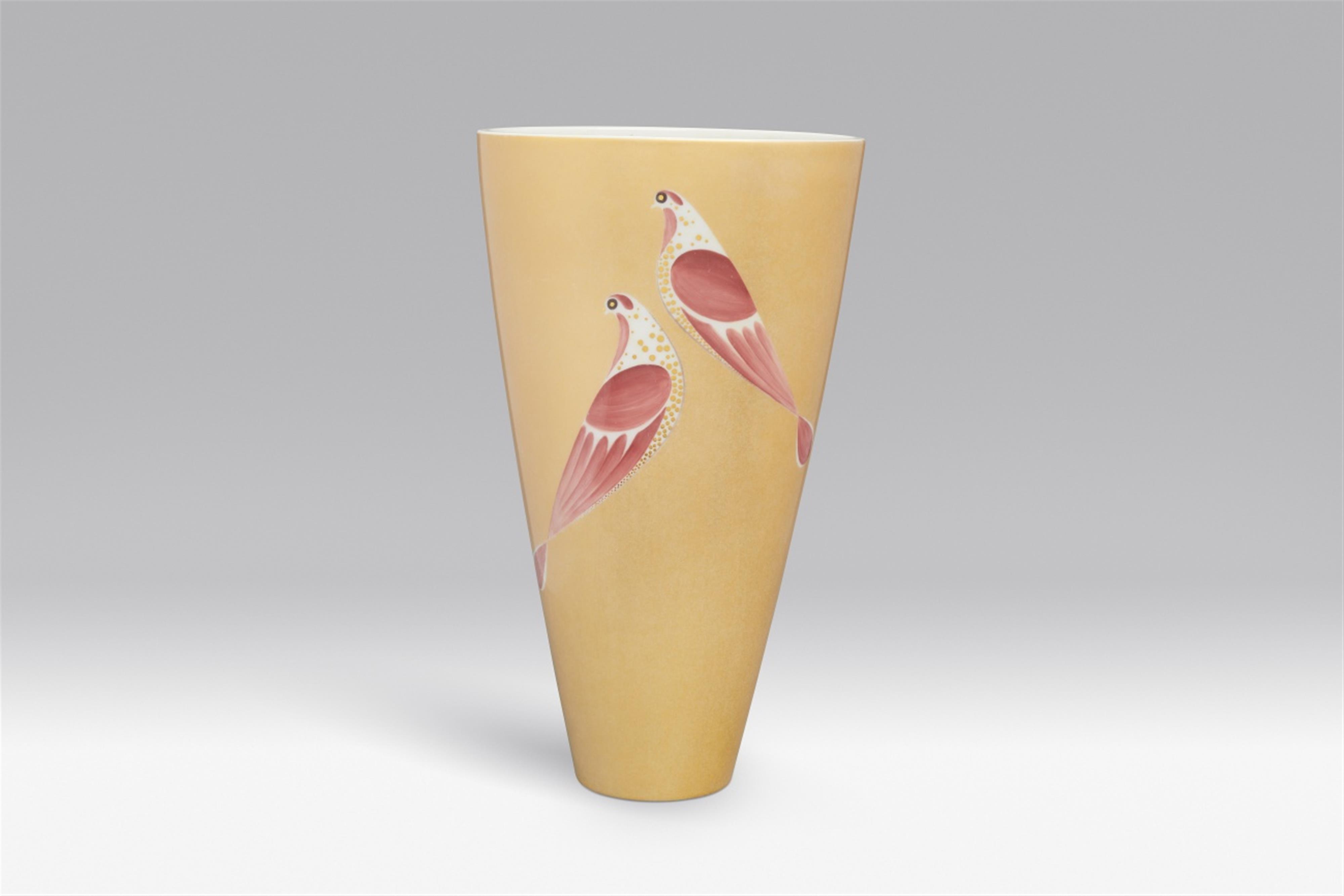 A Berlin KPM porcelain vase with red and black decor - image-1