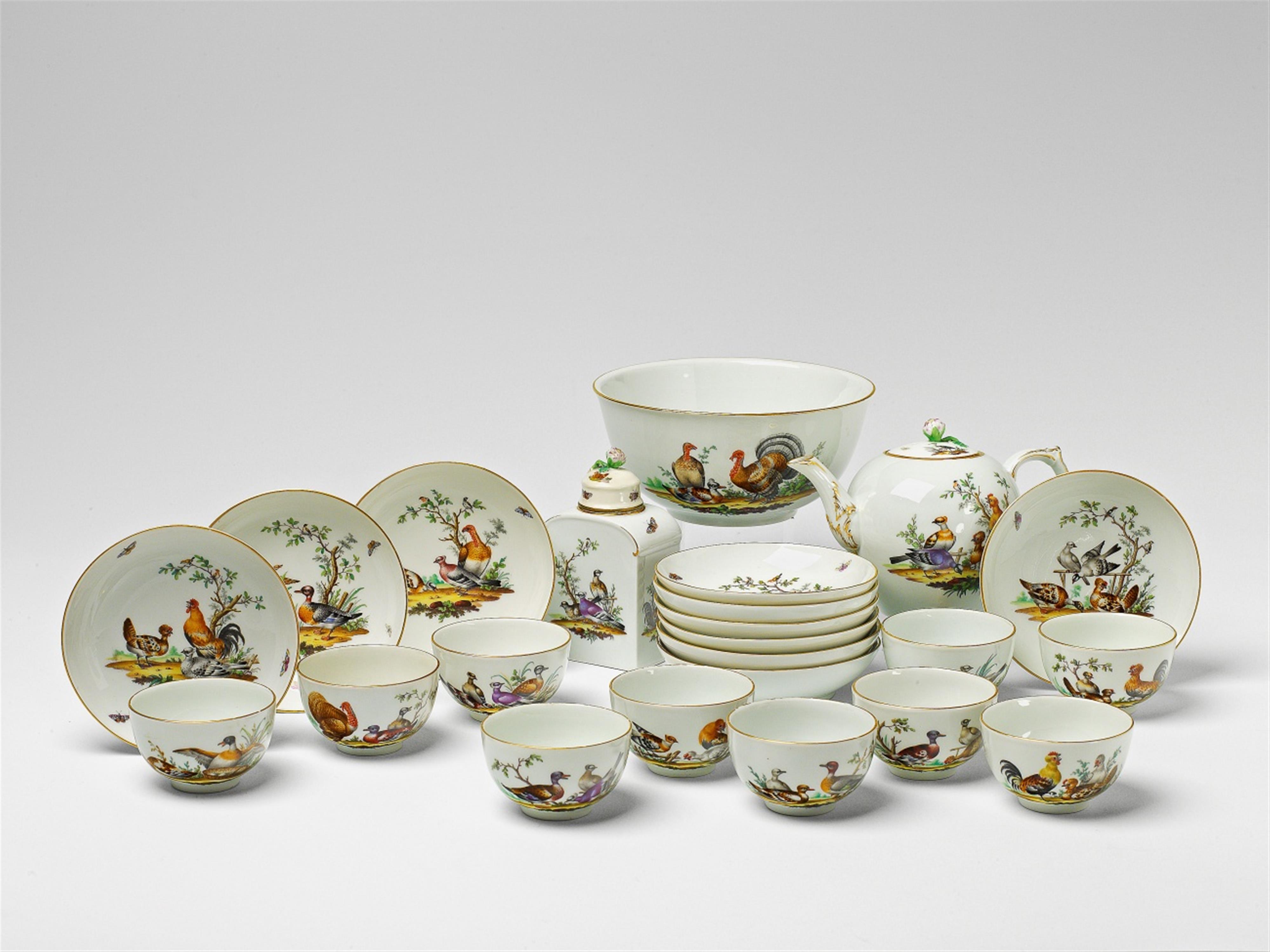 A Berlin KPM porcelain tea service with bird decor - image-1