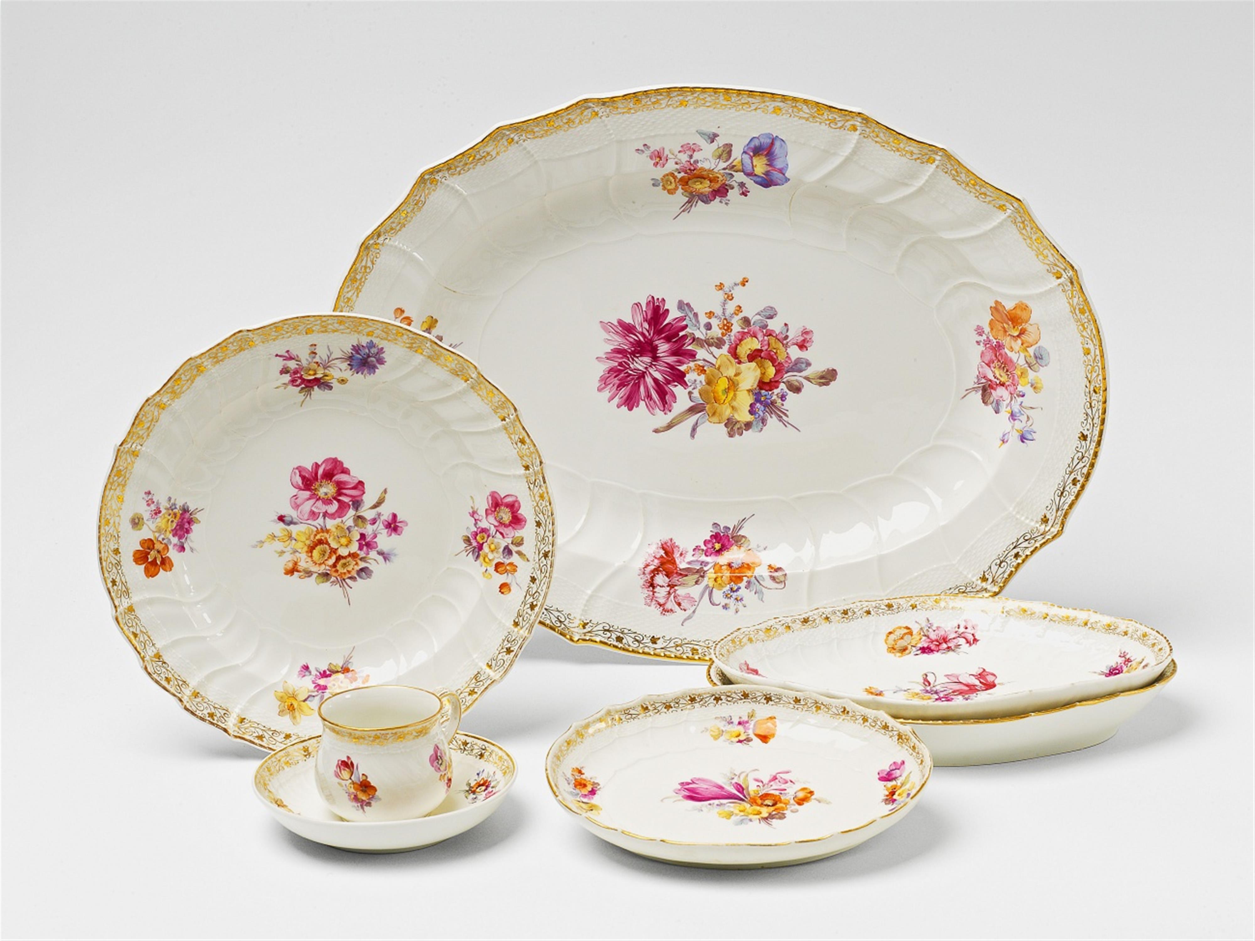 Seven pieces from a Berlin KPM porcelain dinner service made for Emperor William II - image-1