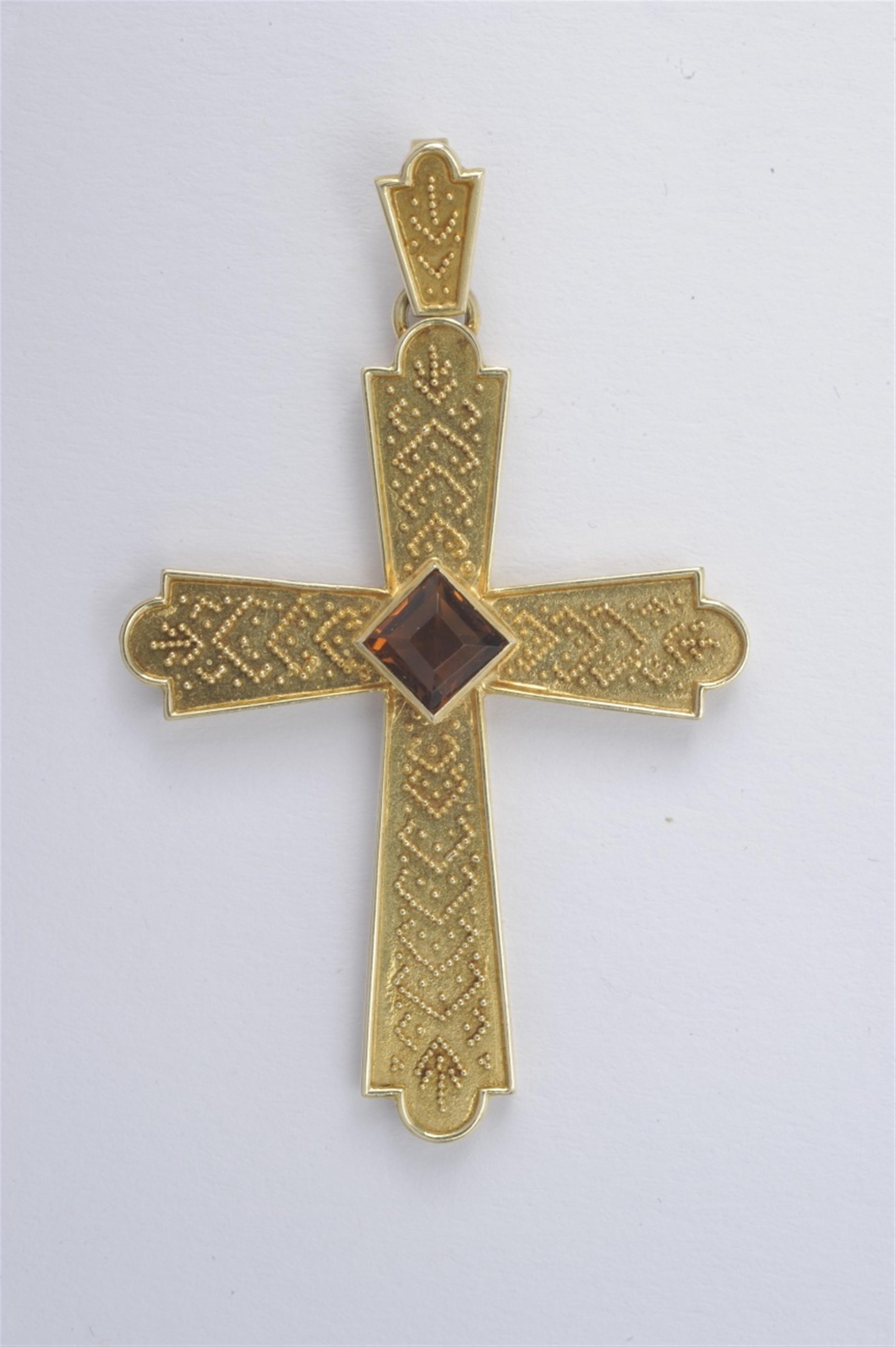 A German 14k gold and citrine cross pendant - image-1