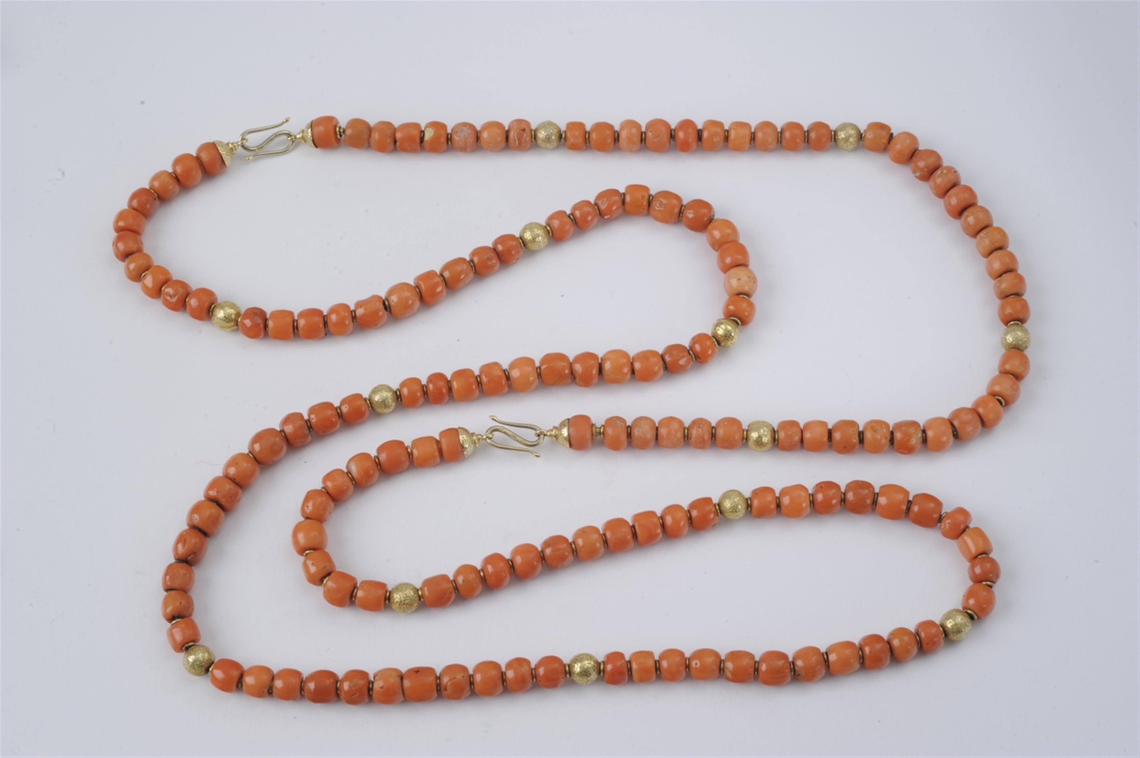 Two coral necklaces made by Wilhelm Nagel - image-1