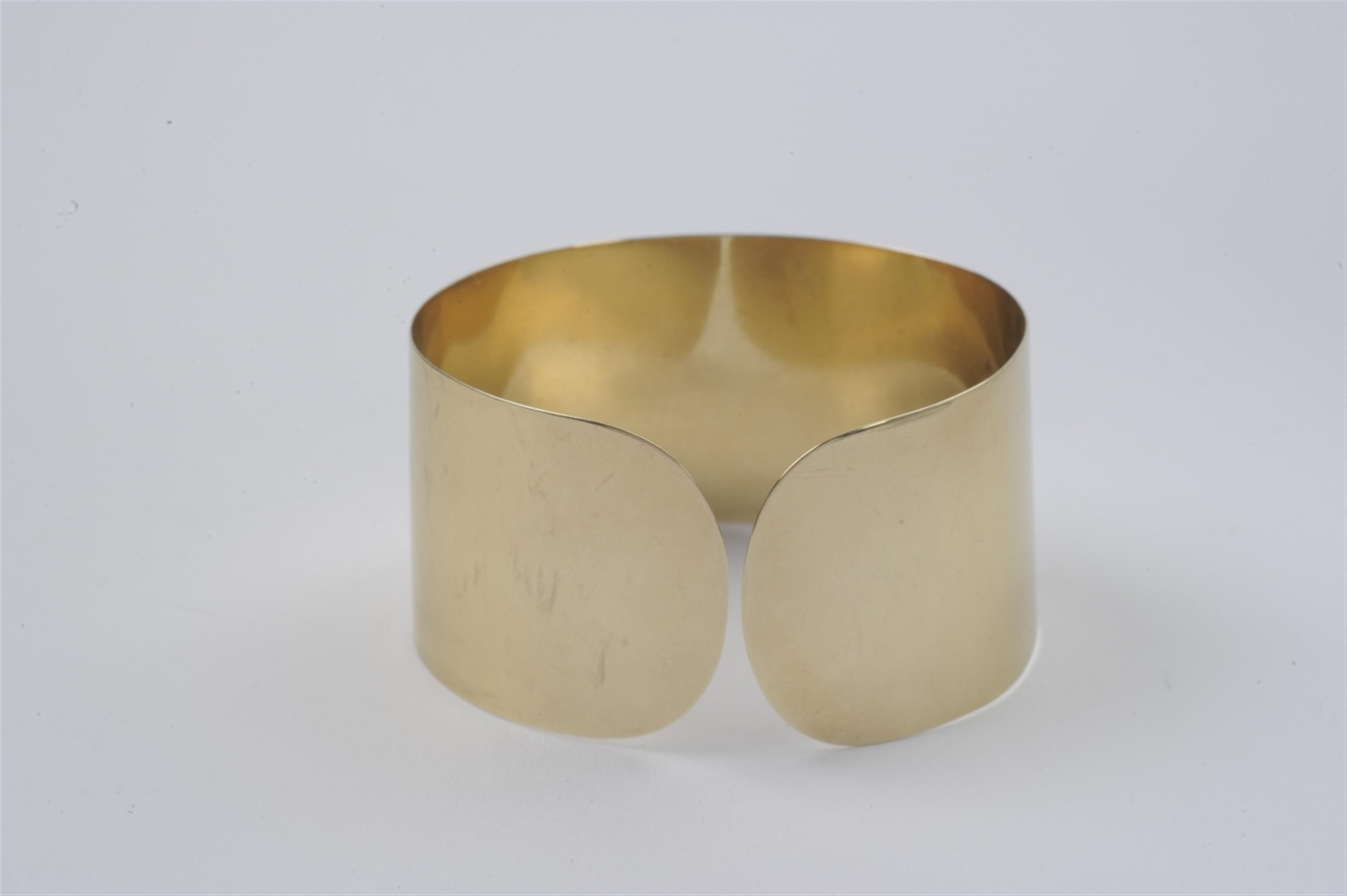 A 14k gold cuff bangle - image-1