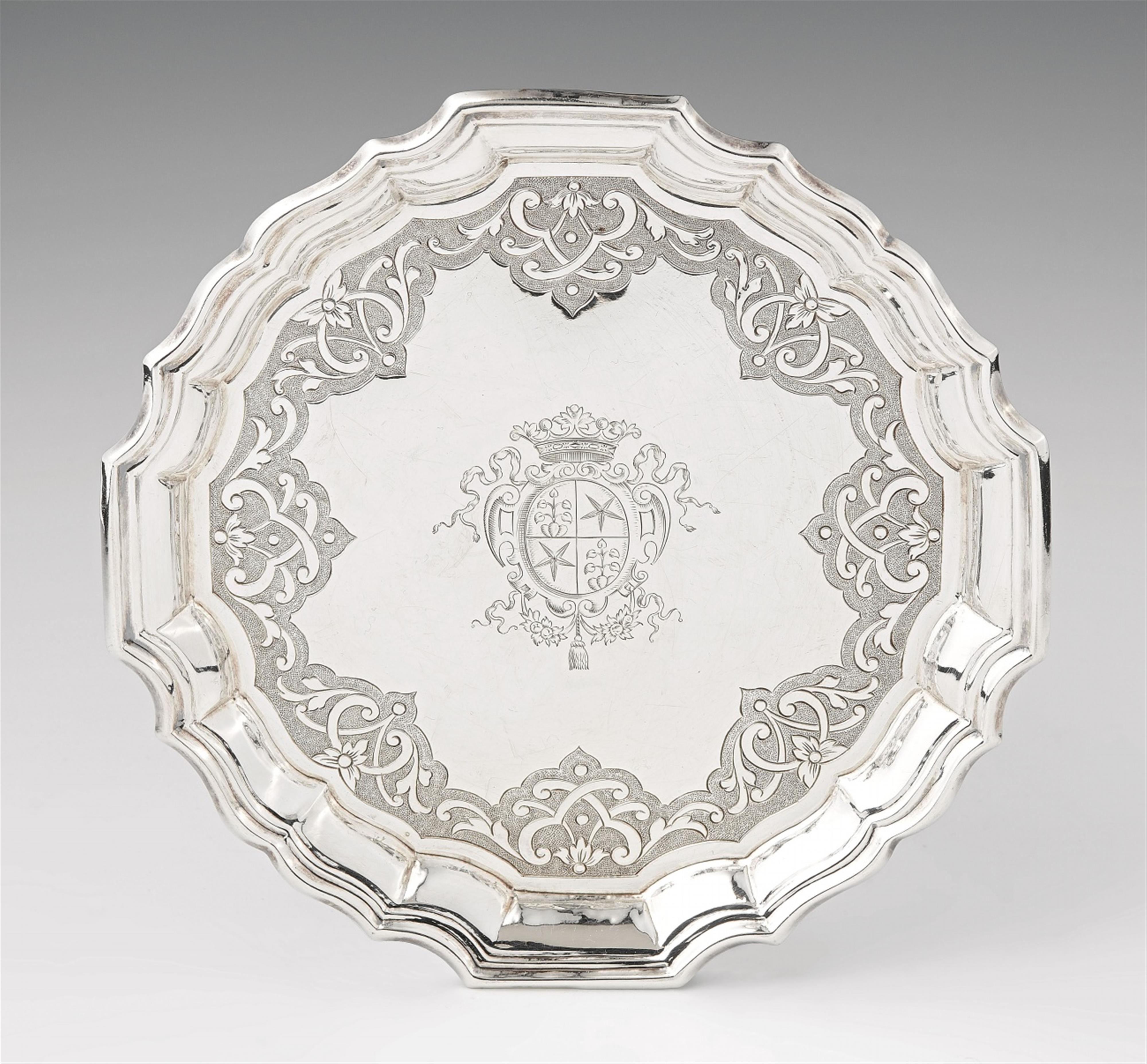 A small Augsburg silver présentoir - image-1