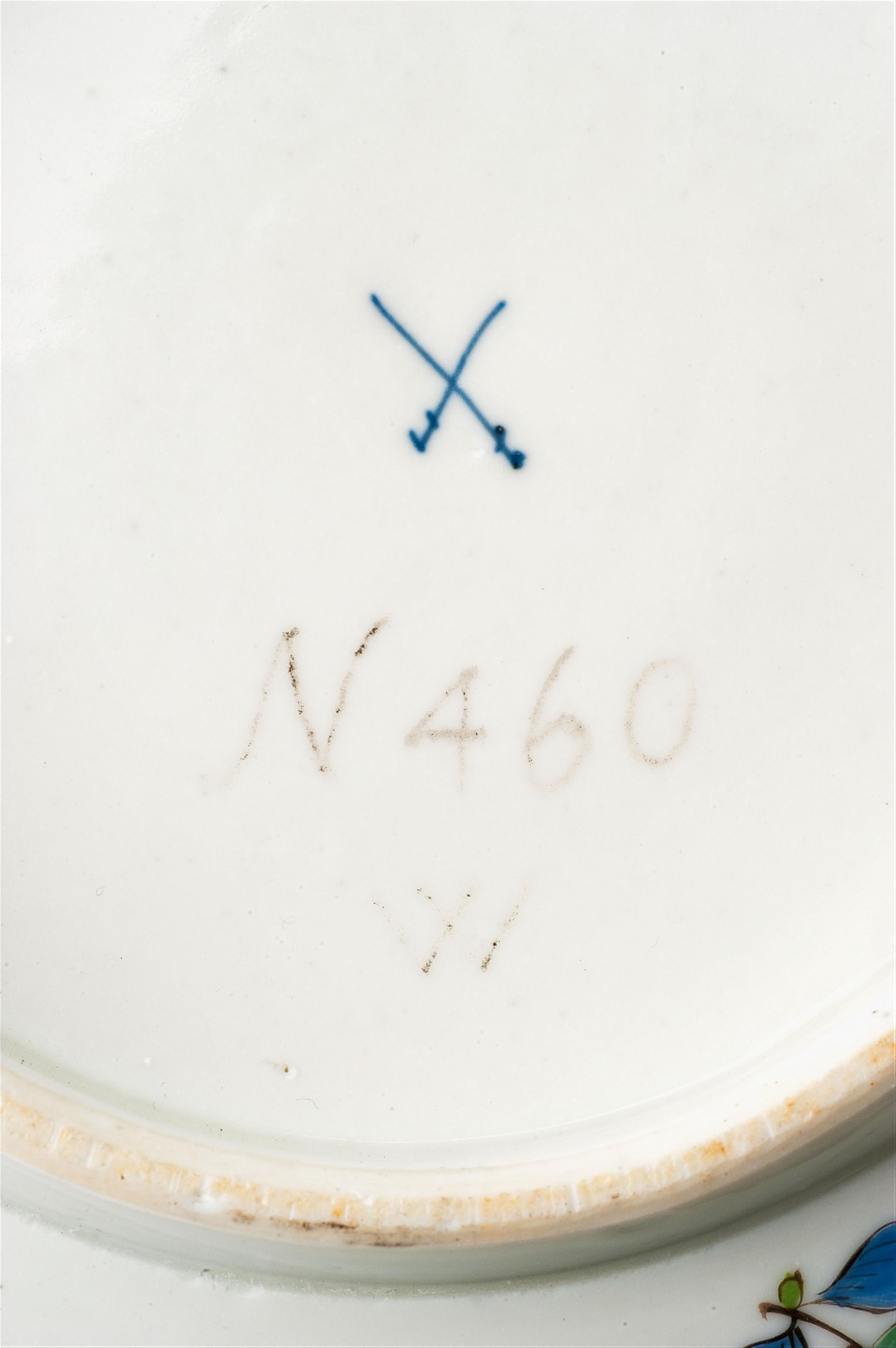 A large Meissen porcelain dish with a palace inventory number - image-3