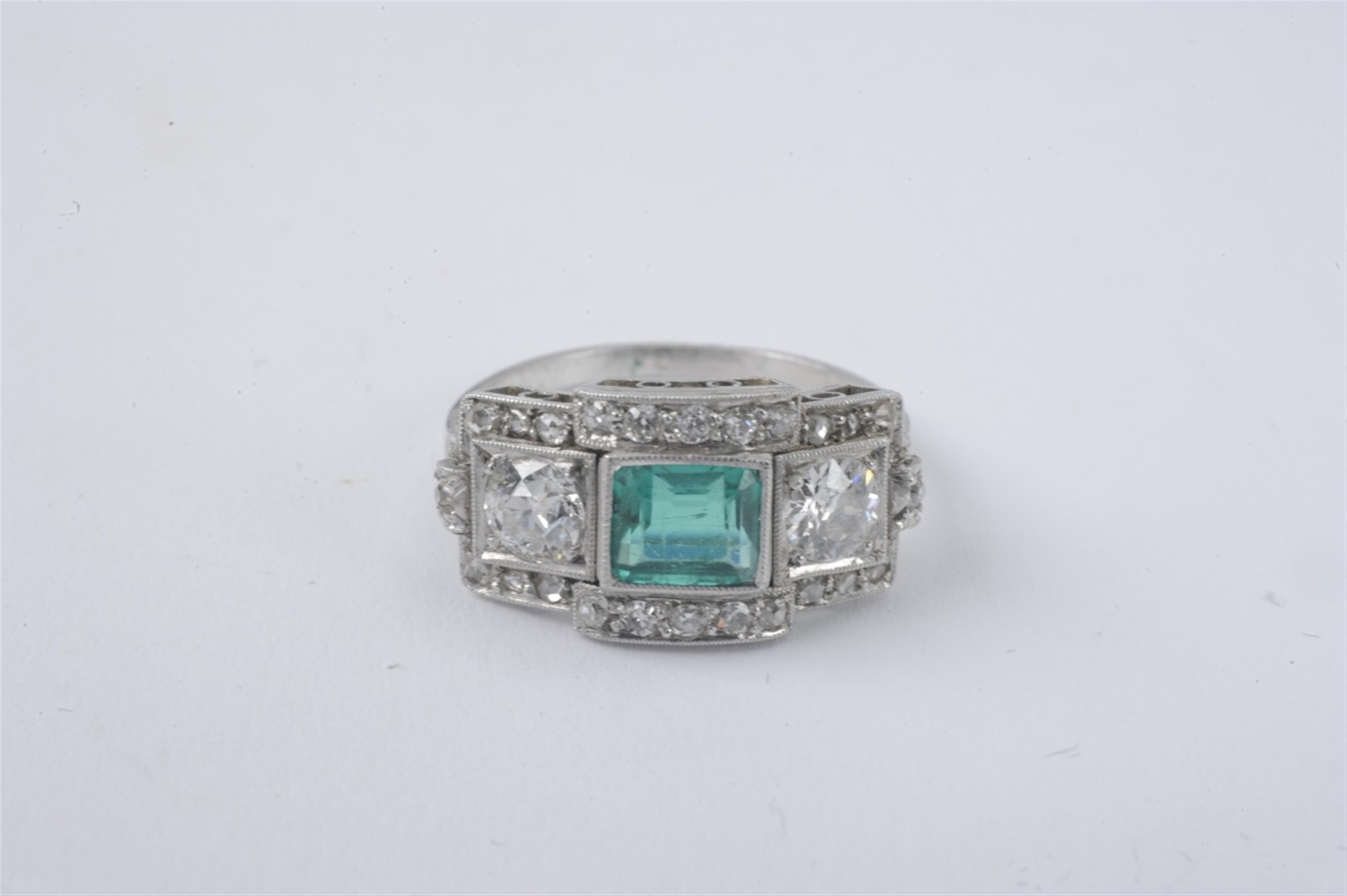 An Art Deco platinum and diamond ring - image-1