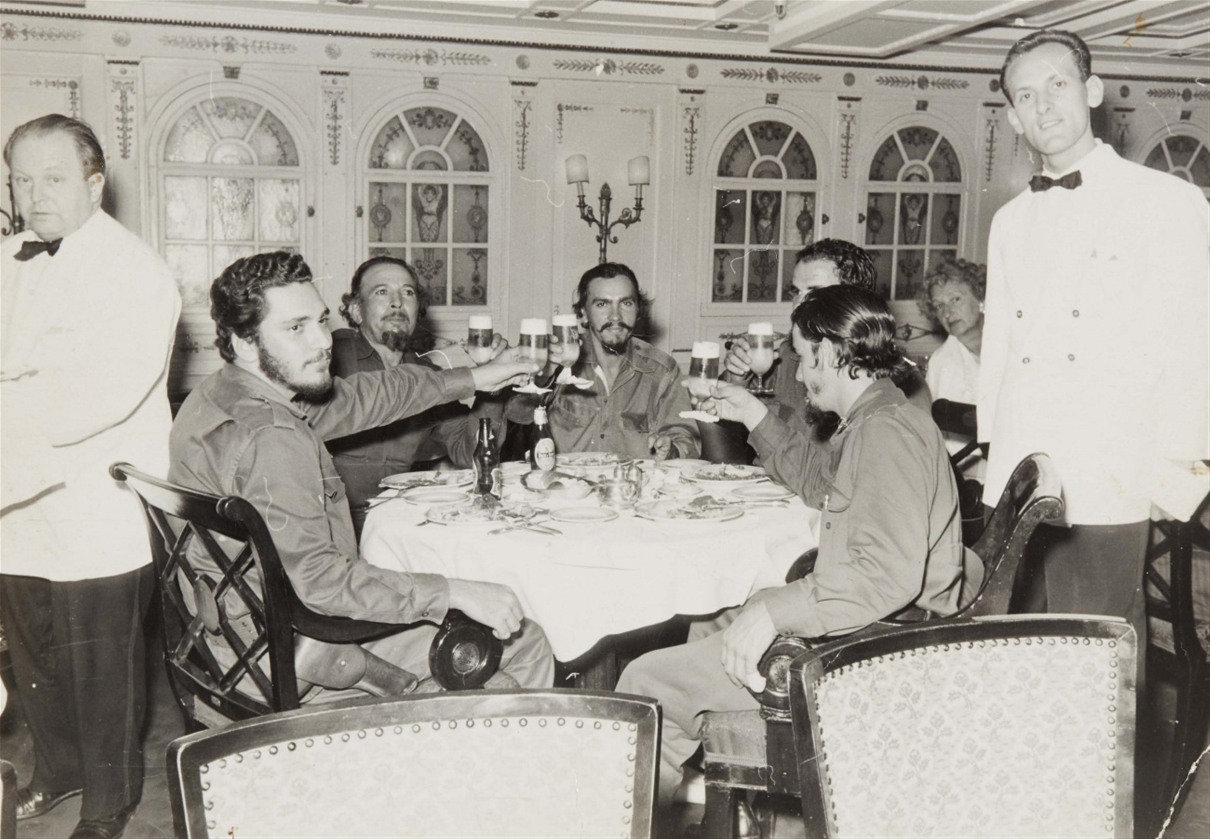Theodor Bedburdick - Che Guevara, Fidel und Raoul Castro an Bord der 'Berlin' - image-1