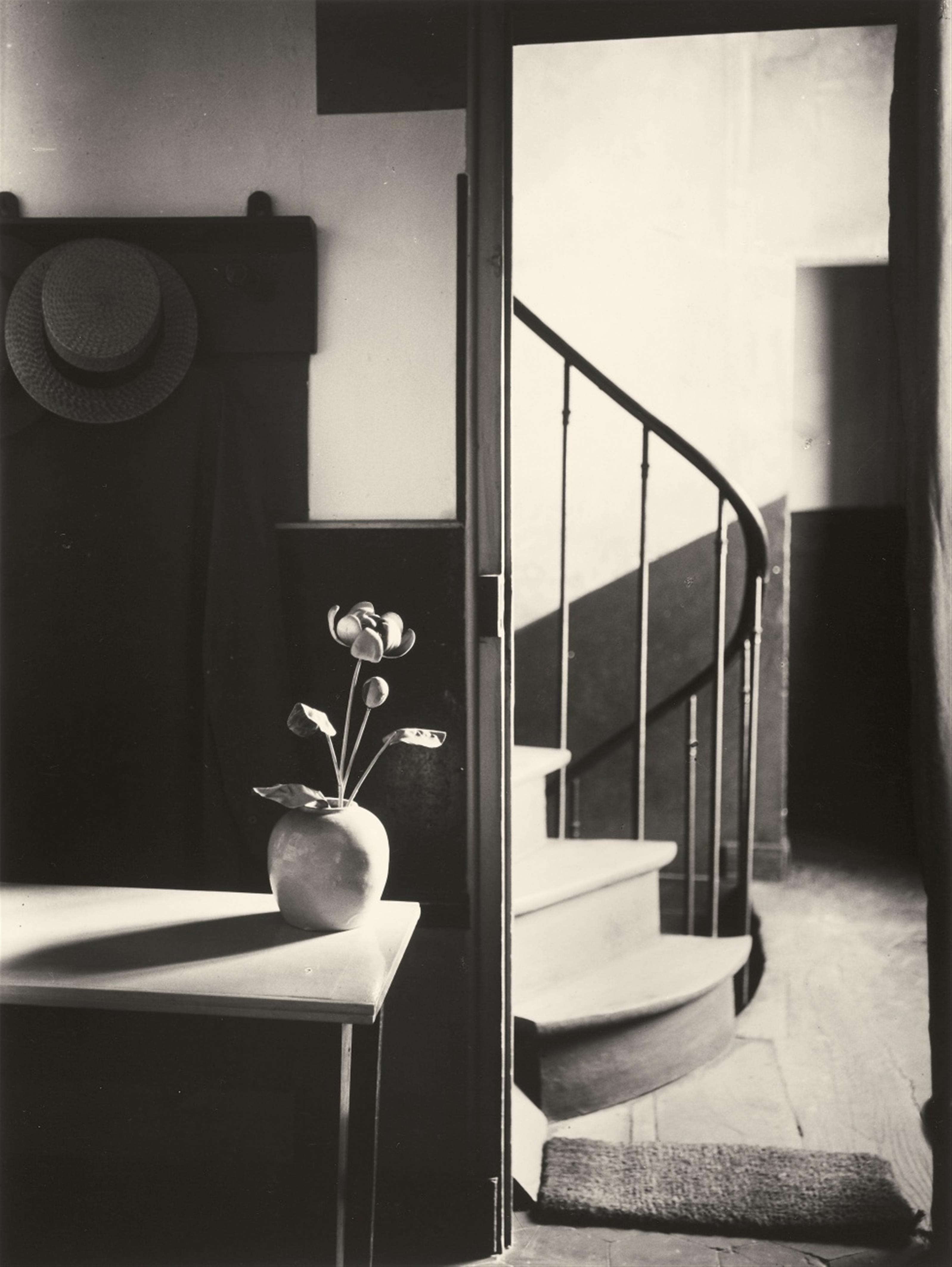 André Kertész - Chez Mondrian, Paris - image-1