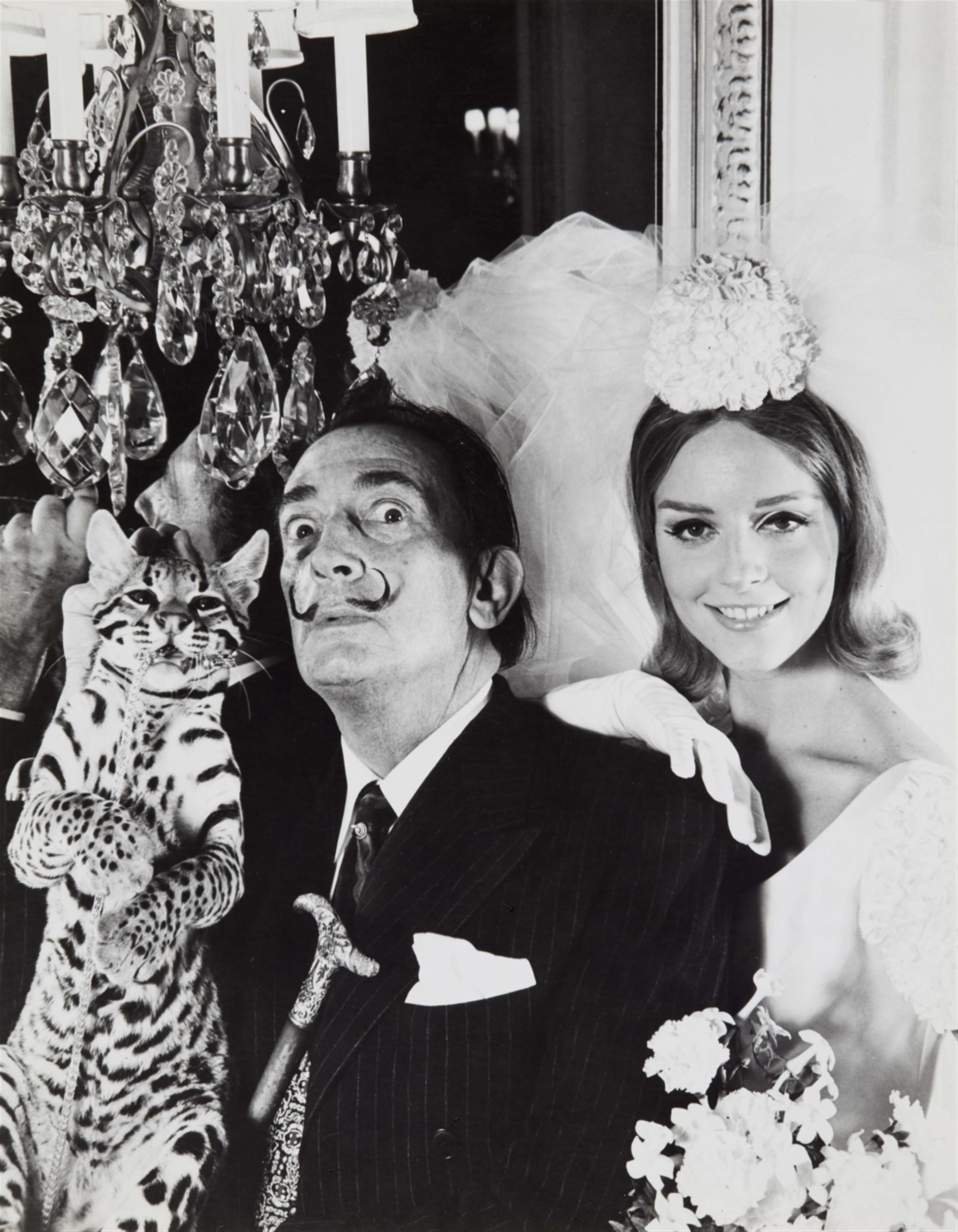 Edward Pfizenmaier - Dali with bride and ocelot, St. Regis Hotel, New York - image-1