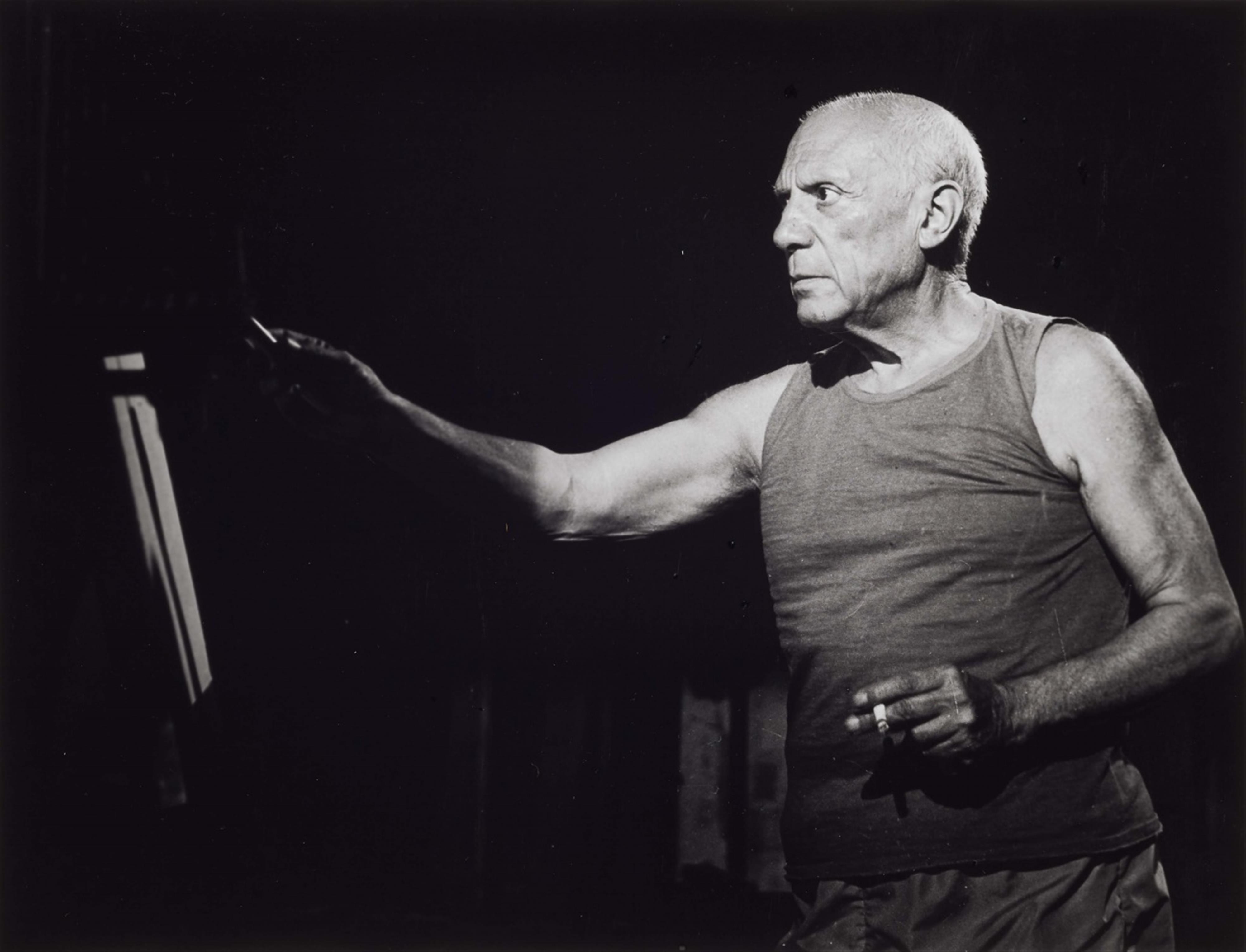 André Villers - Shooting of 'Le mystère Picasso' by Henri-Georges Clouzot, Studios de la Victorine, Nice - image-1