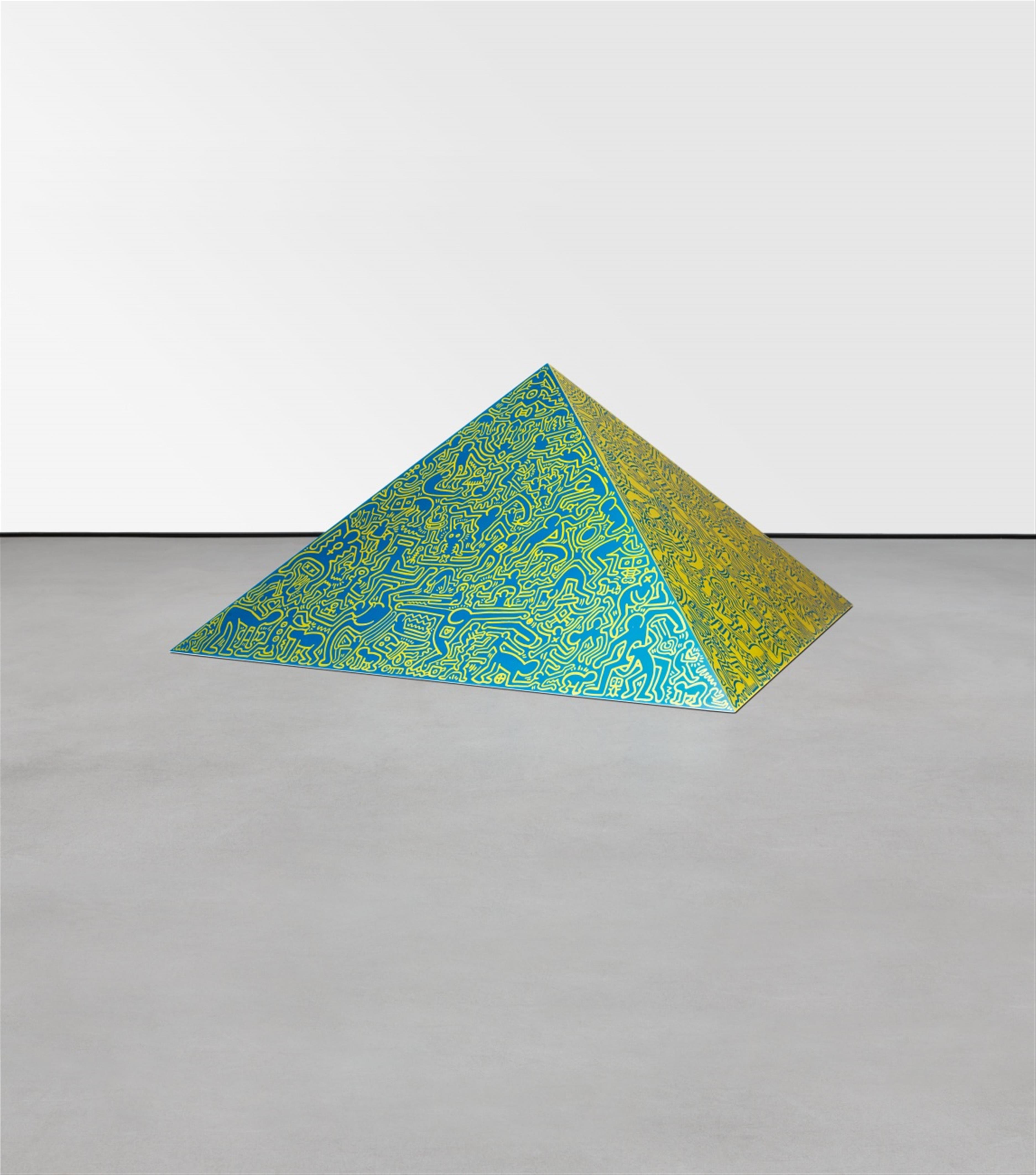 Keith Haring - Pyramid sculpture - image-1