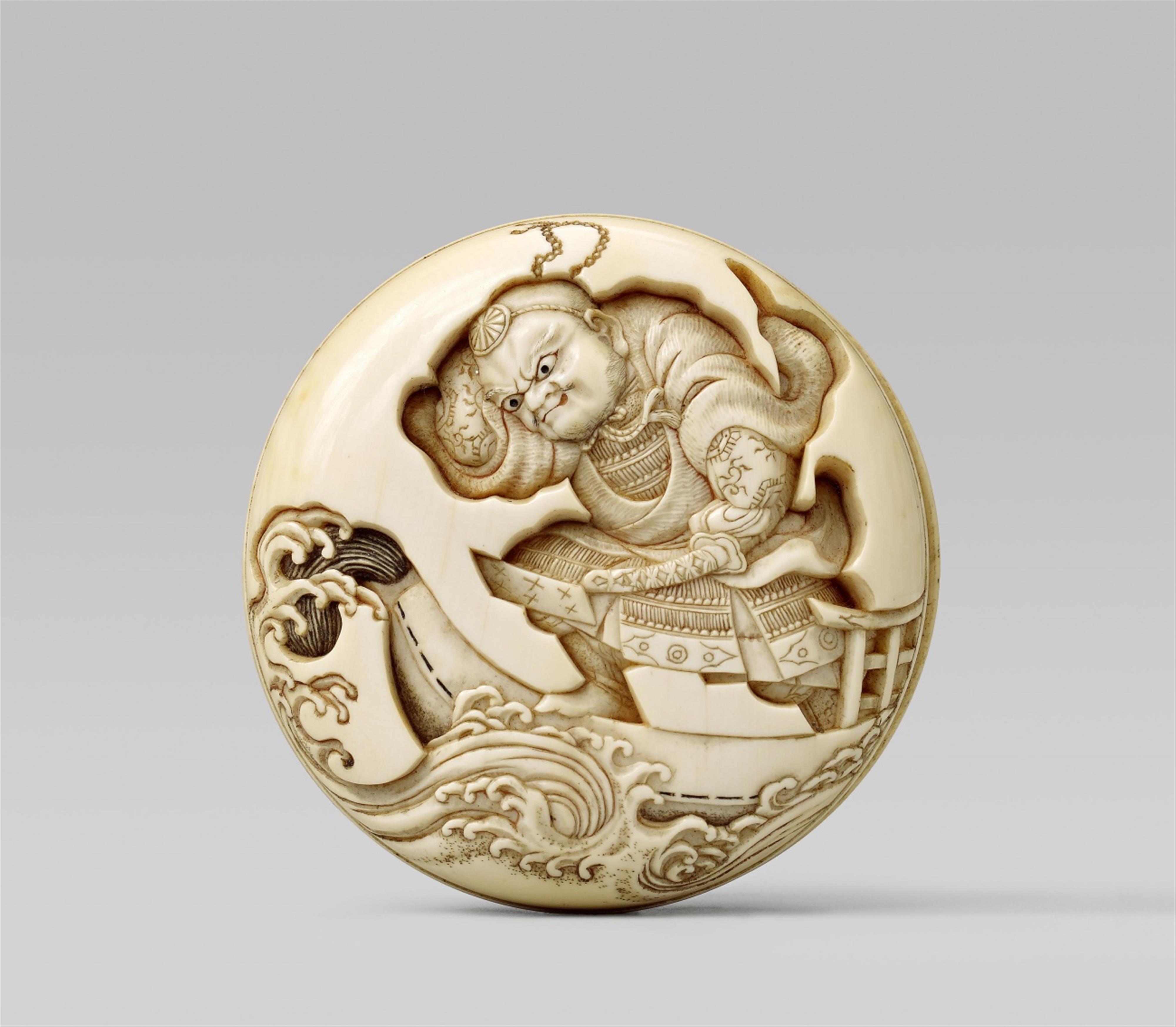 An ivory two-part manjû of Benkei, by Koju. Mid-19th century - image-1
