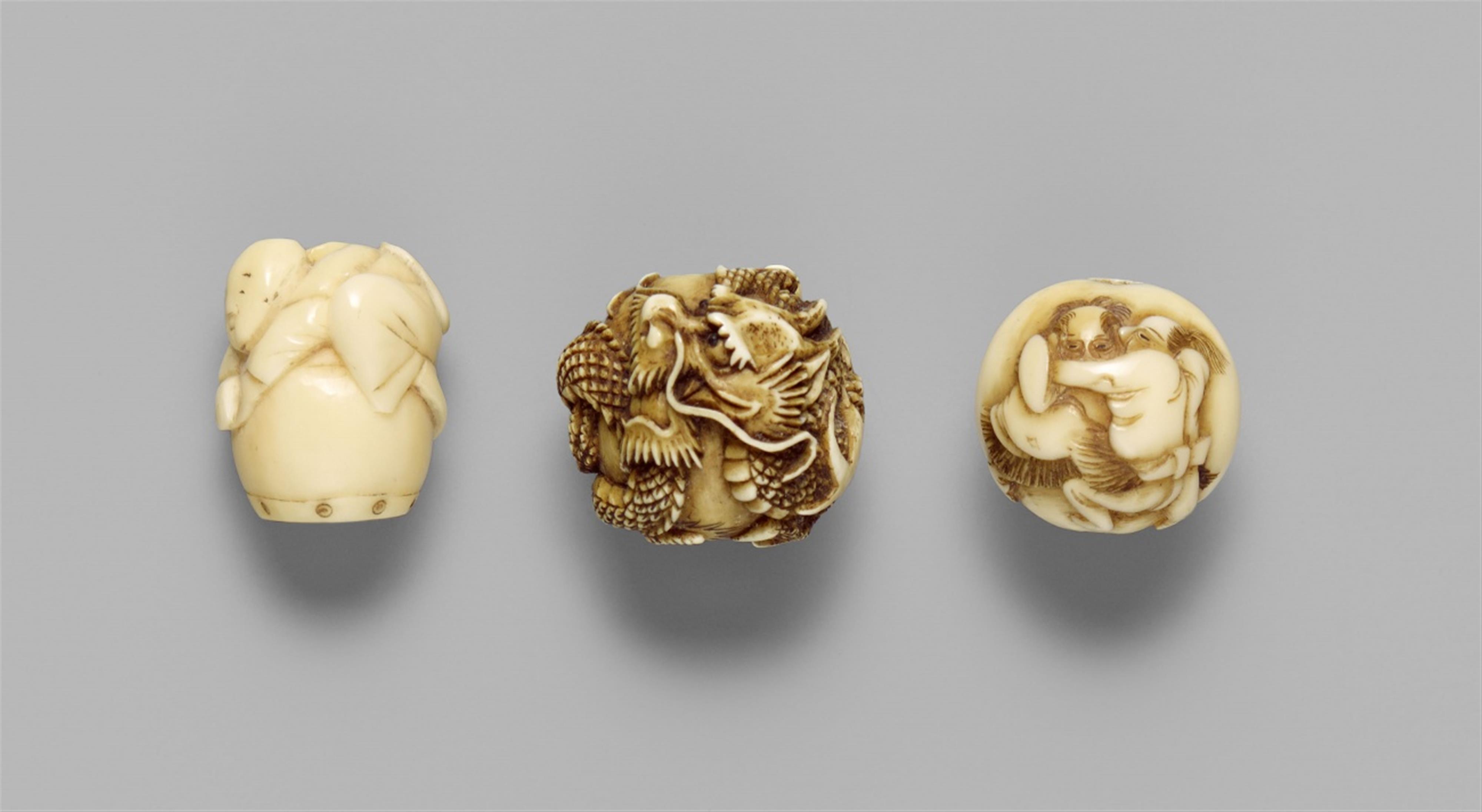 Three ivory ojime. Second half 19th century - image-1